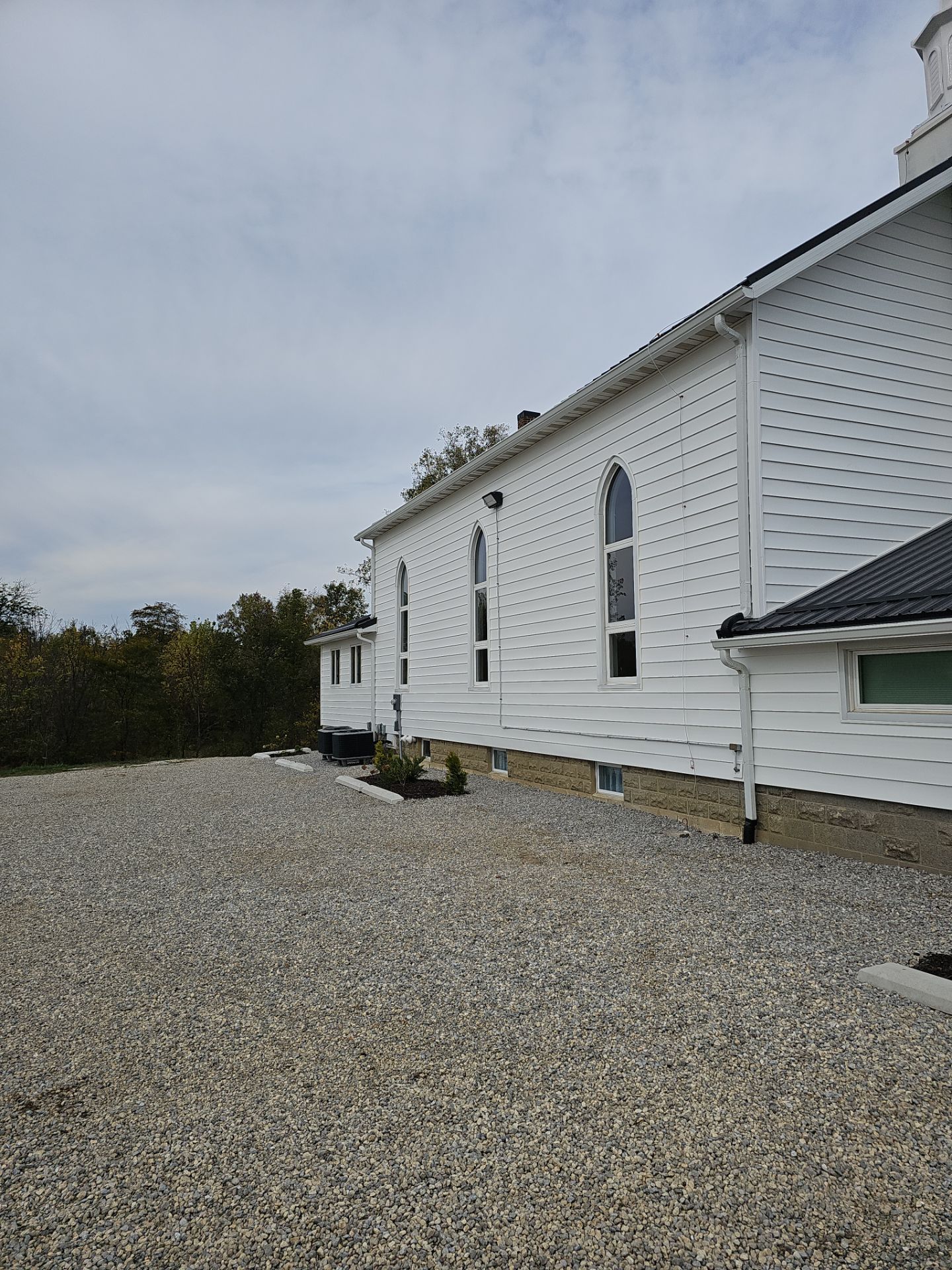 Siding Installation using Mastic 8" white  by Nitro Roofing and Construction