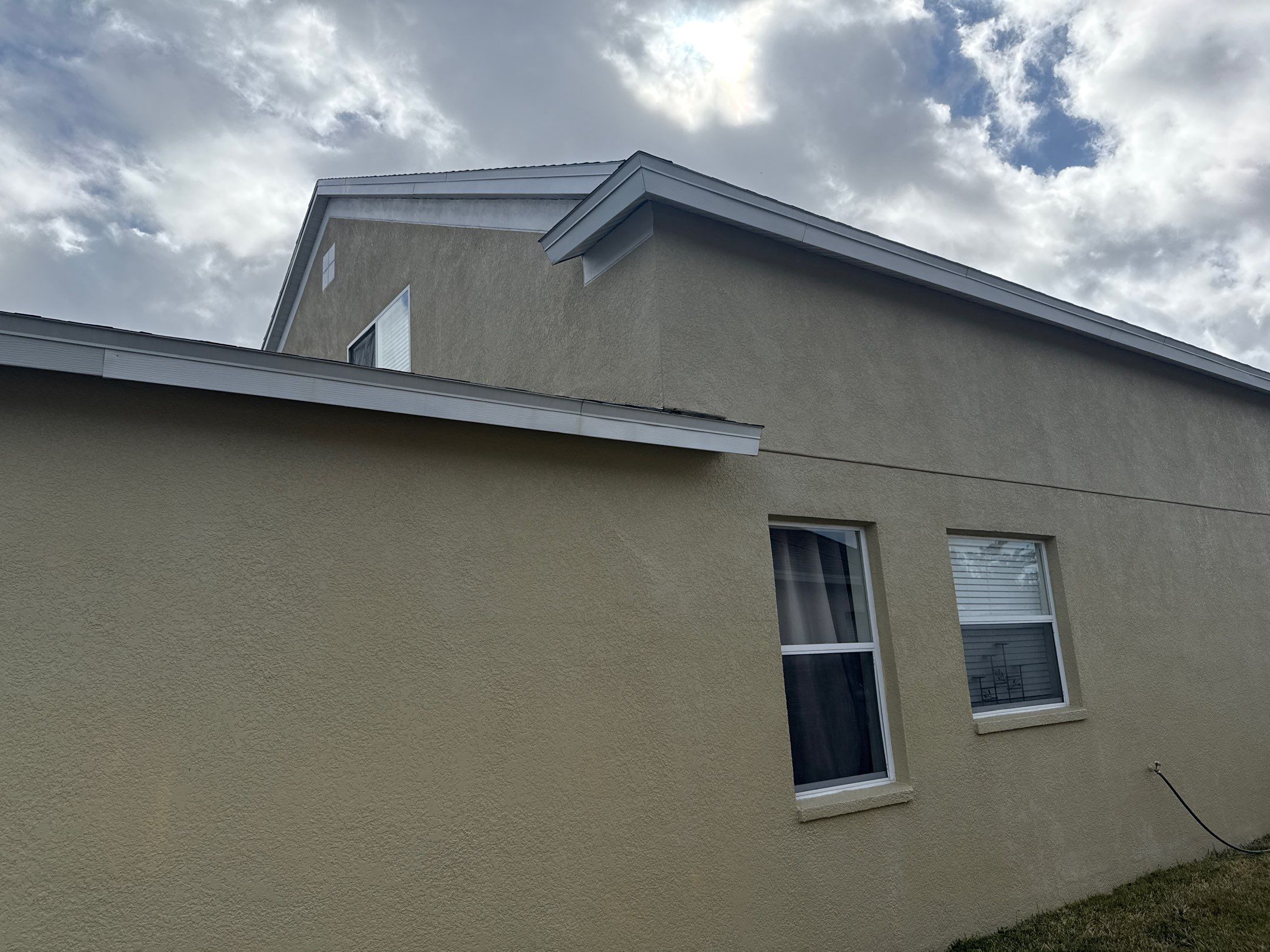 House Wash Removing Heavy Algae Buildup | River Plantation, Parrish FL by Sunshine AquaWash