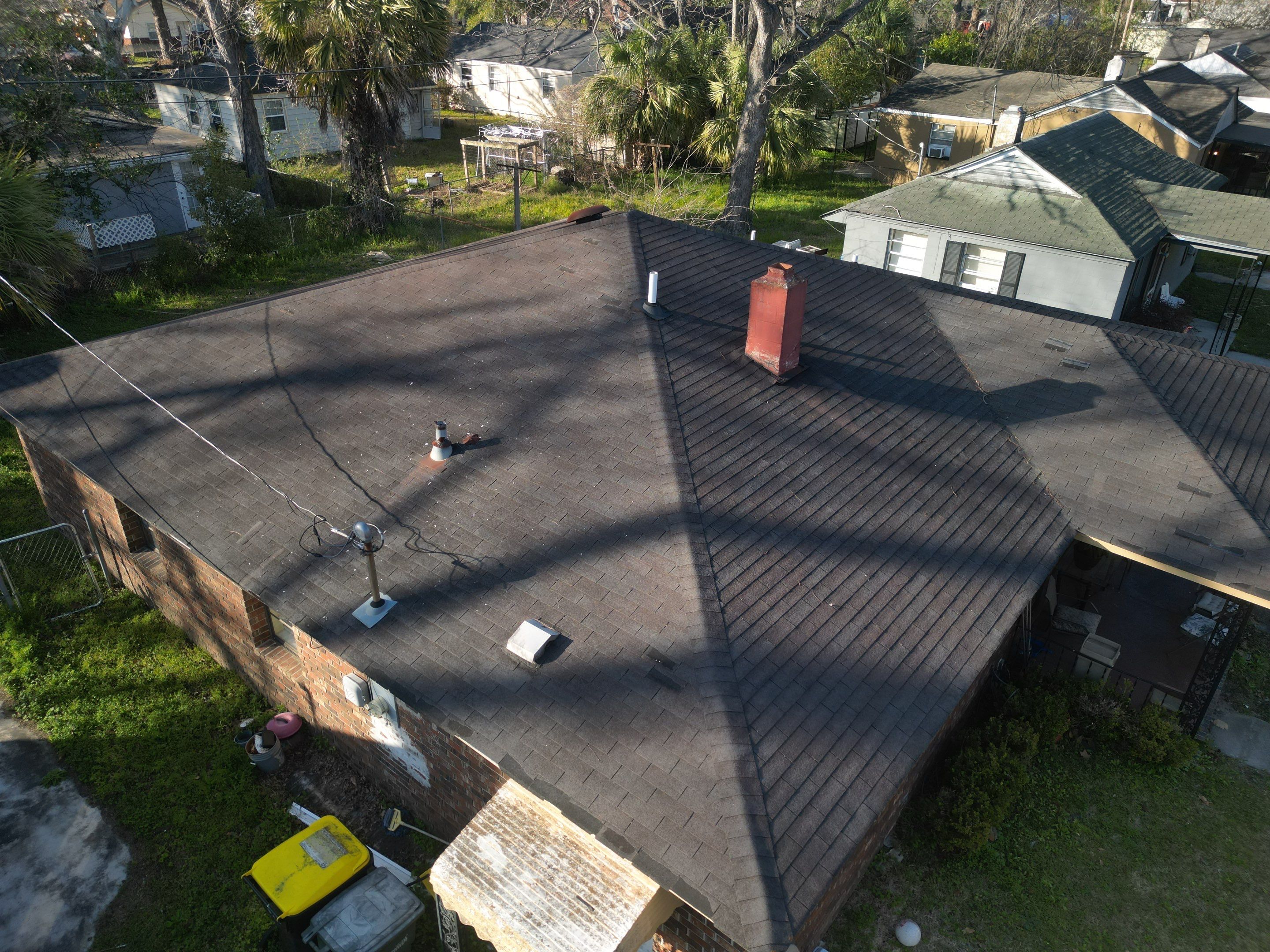 Atlas Pinnacle Pristine: Transforming Residential Roofscapes with Superior Installation by Talya Roofing
