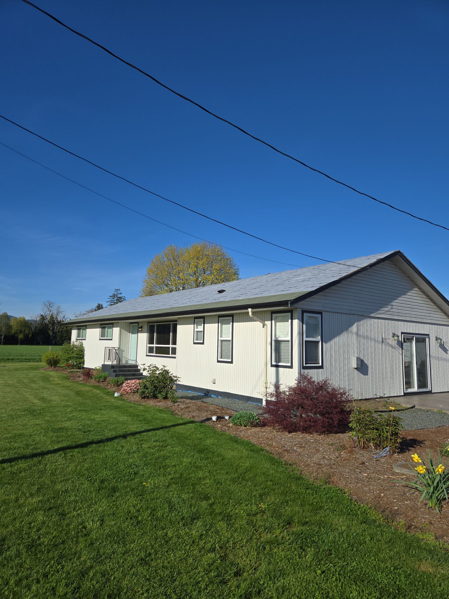 Residential Shingle Re-Roof by Top Notch Roofing Inc
