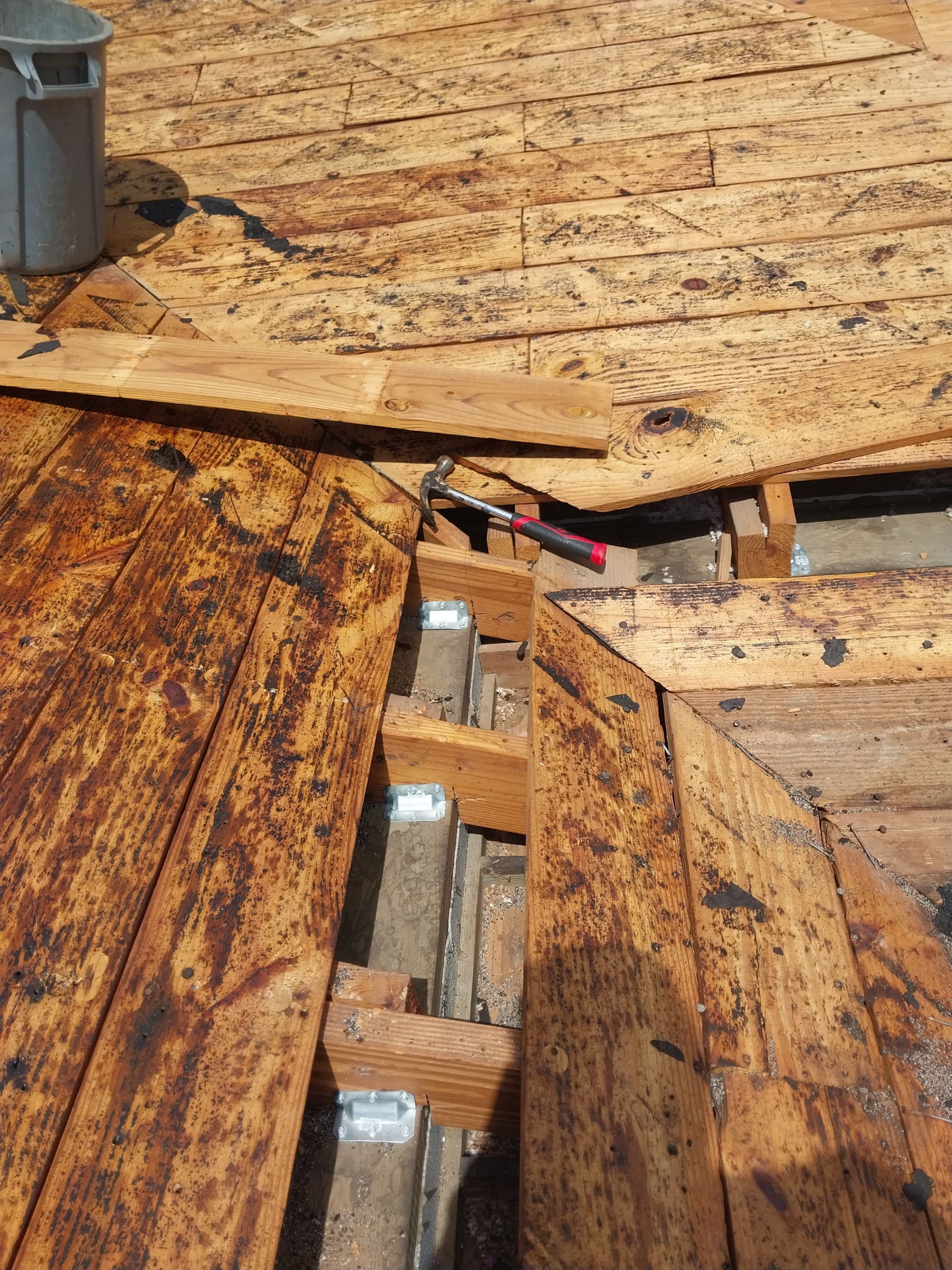 Project in St. Petersburg by Mitchell Roofing Company LLC 