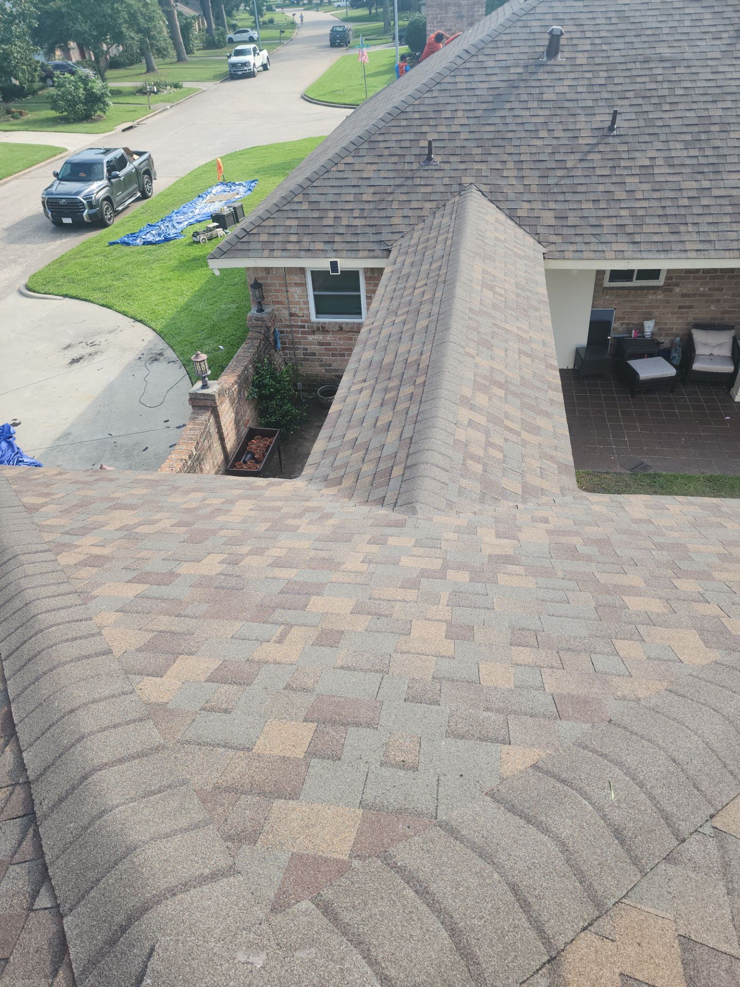 Residential Roofing Installation using Owen's Corning Duration (Lifetime) Shingles by Roof Repair Company