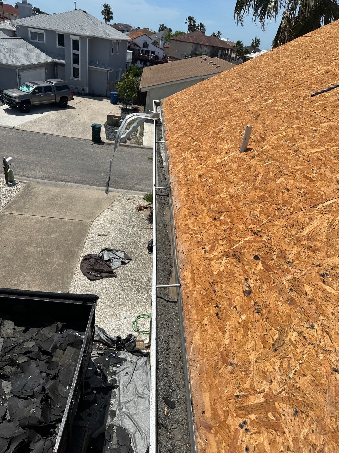 Residential Roofing Installation using Owen's Corning Duration (Lifetime) Shingles by Roof Repair Company