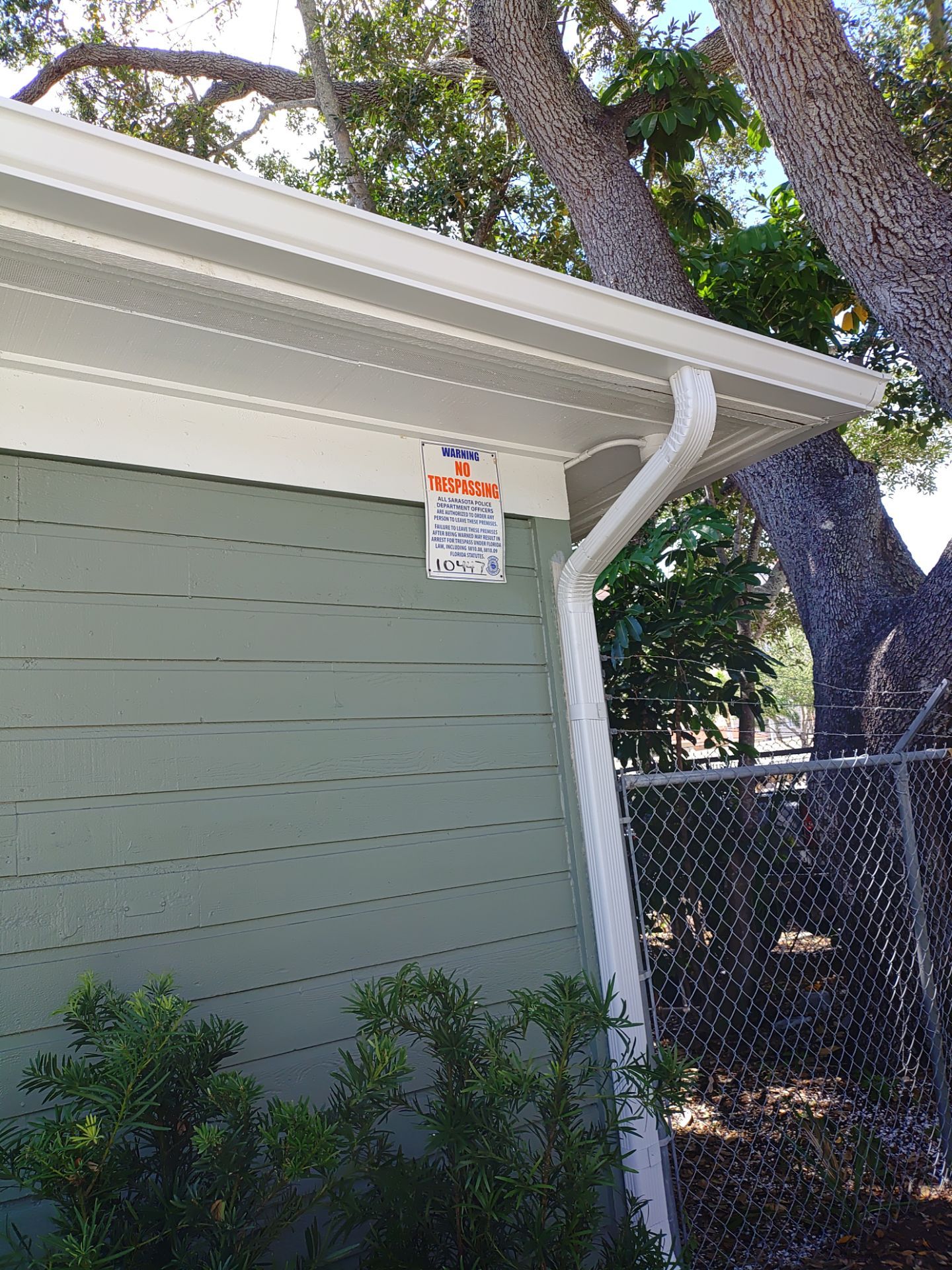 7-Inch Seamless Gutters Installed in Sarasota FL by Gutter Professor by Gutter Professors