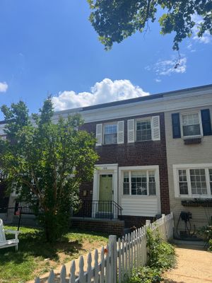 Townhouse Flat Roof Replacement using Carlisle TPO System