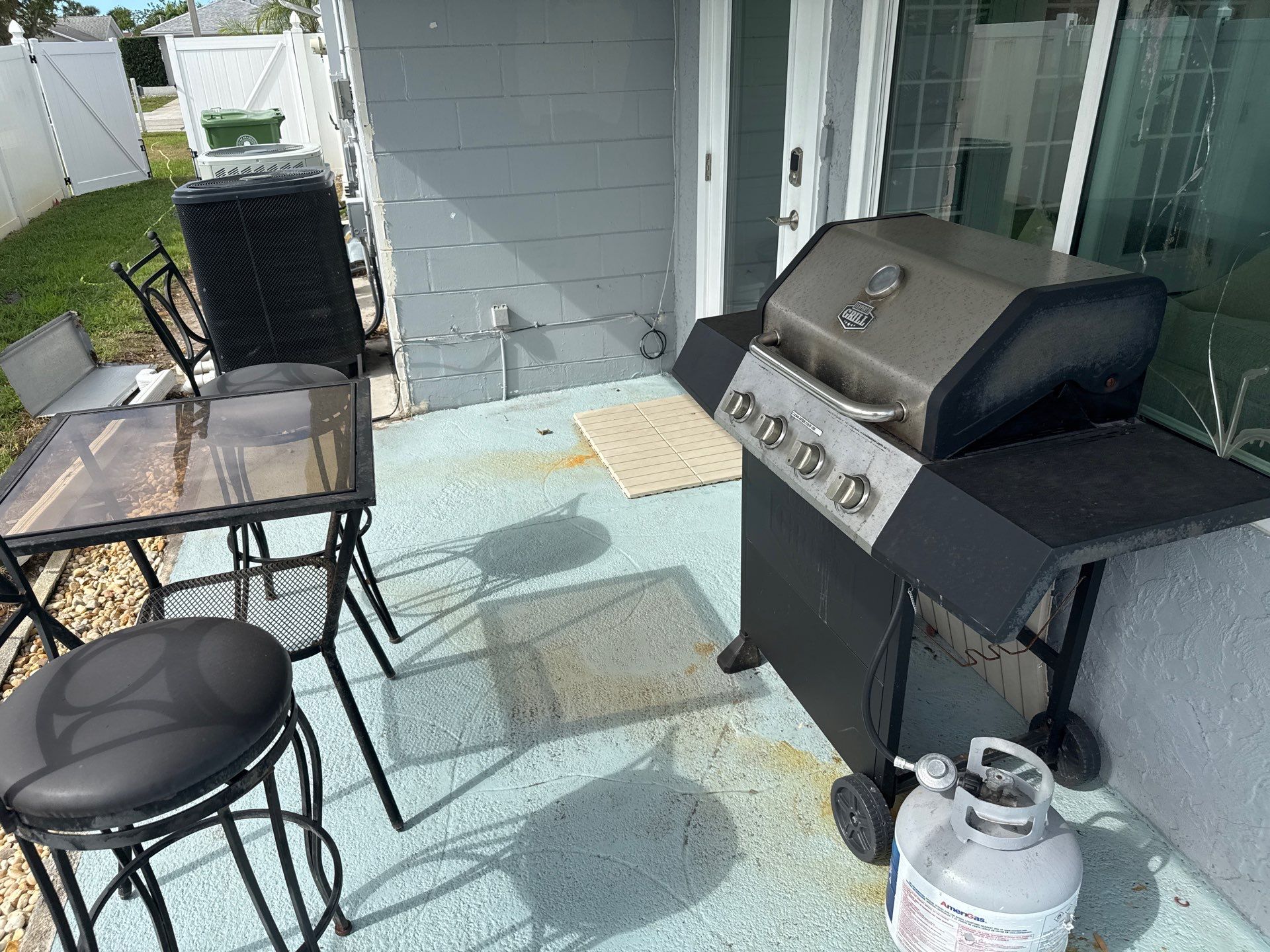 West Bradenton Pressure Washing and Rust Treatment by Sunshine AquaWash
