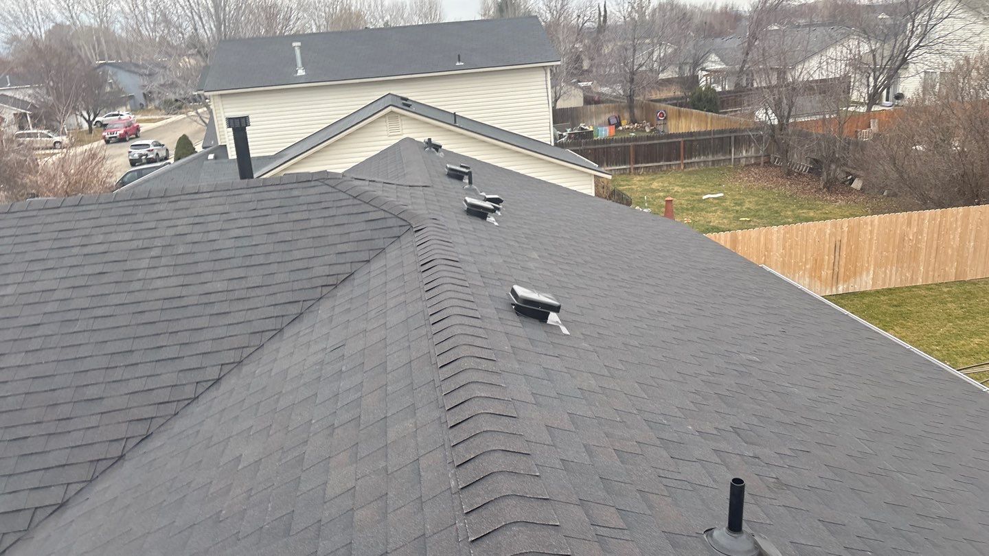 Boise Roof Replacement – Owens Corning Oakridge Black Walnut Shingles by ID Roofing LLC