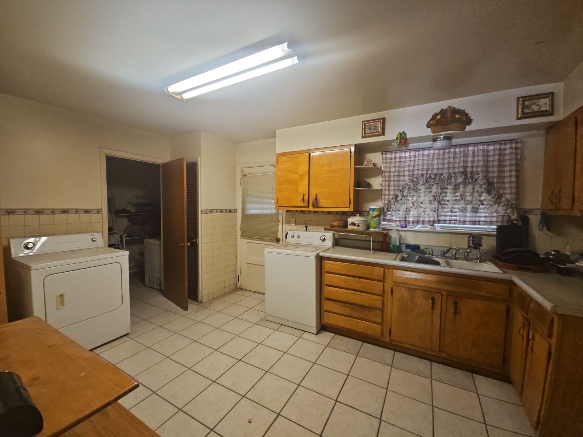 Full Renovation near Fox Plaza by Regal Renovate