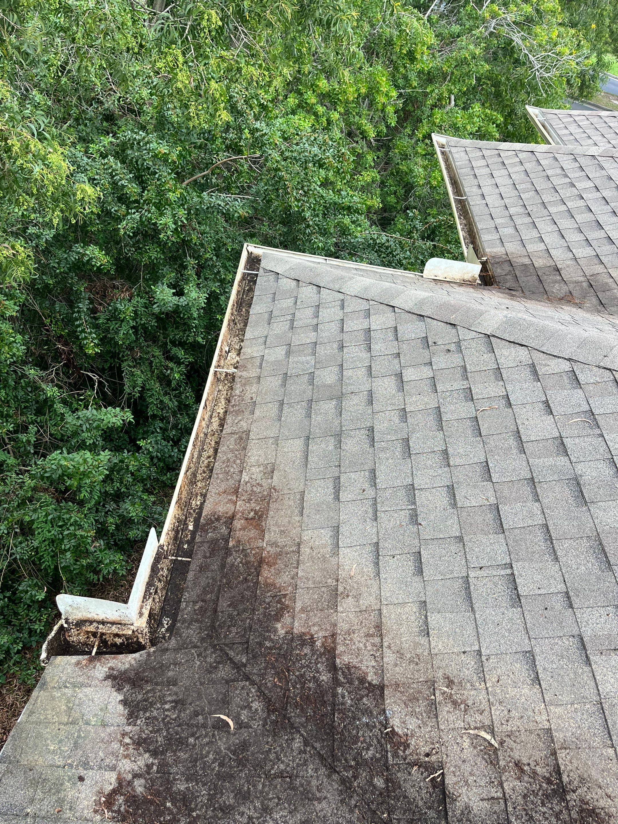 Commercial gutter cleaning Port St. Lucie after photo with clean gutters