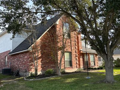 Residential Roofing Installation using Certainteed Landmark Moire Black