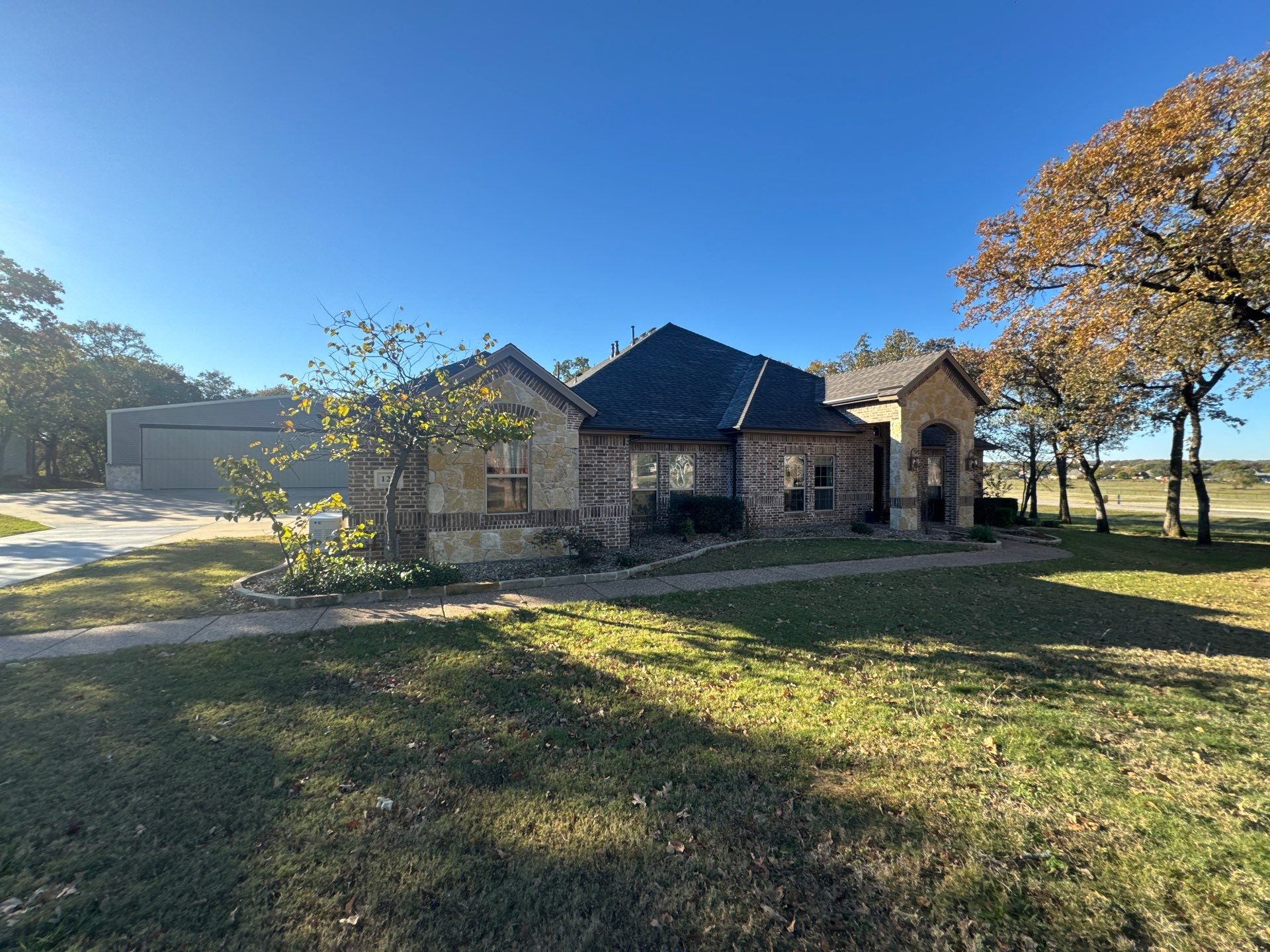 IKO Dynasty Driftshake by First Out Roofing 