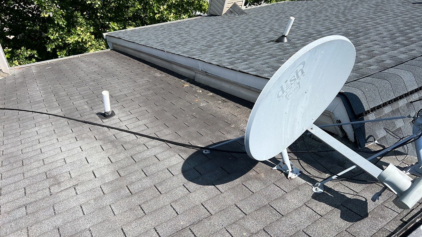 Sterling: CertainTeed Landmark Designer Shingles in Pewter by RM Banning, Inc.