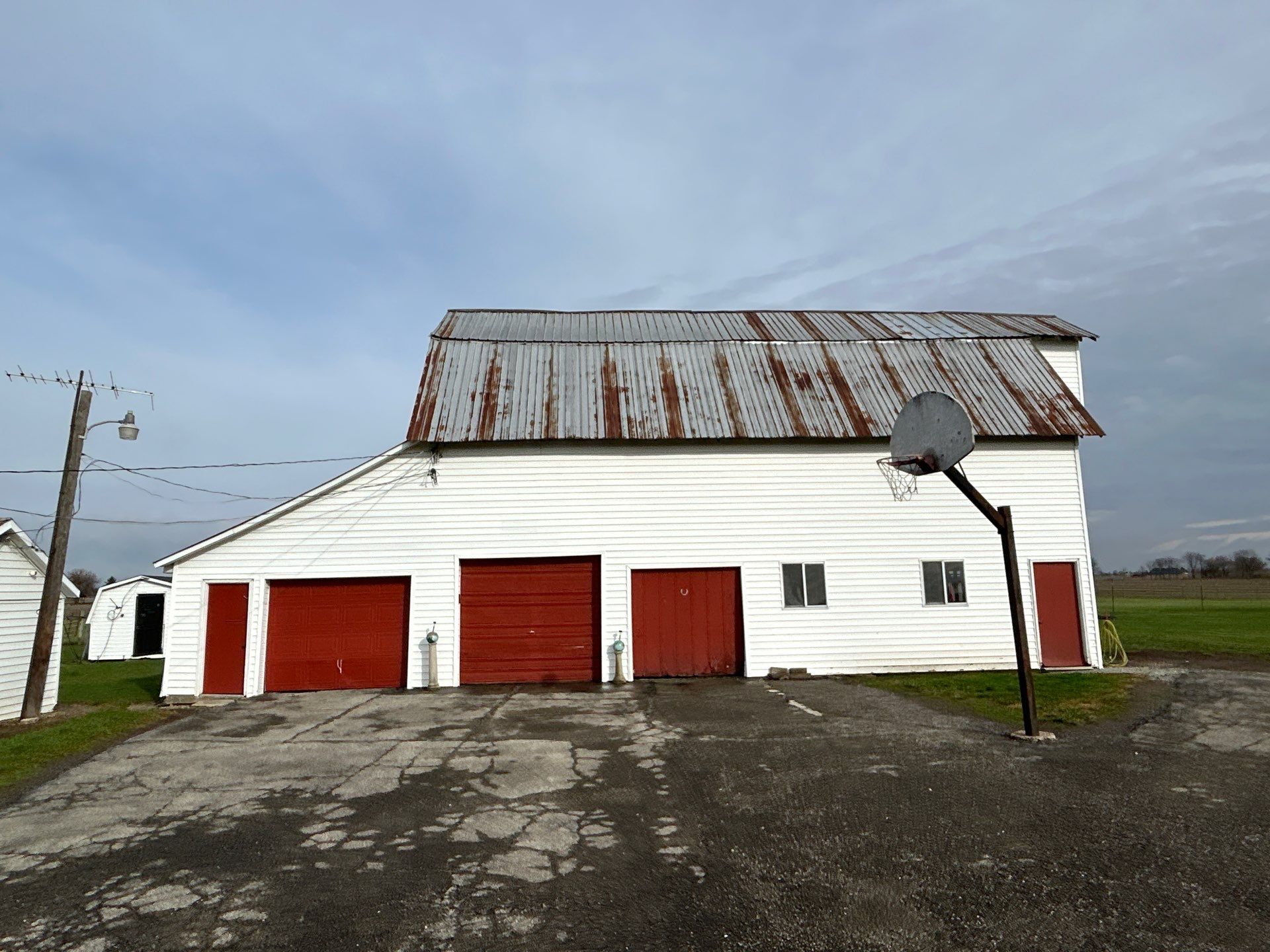 Commercial Roofing Installation using Perfromance Panel Metal - Black by RoofX 
