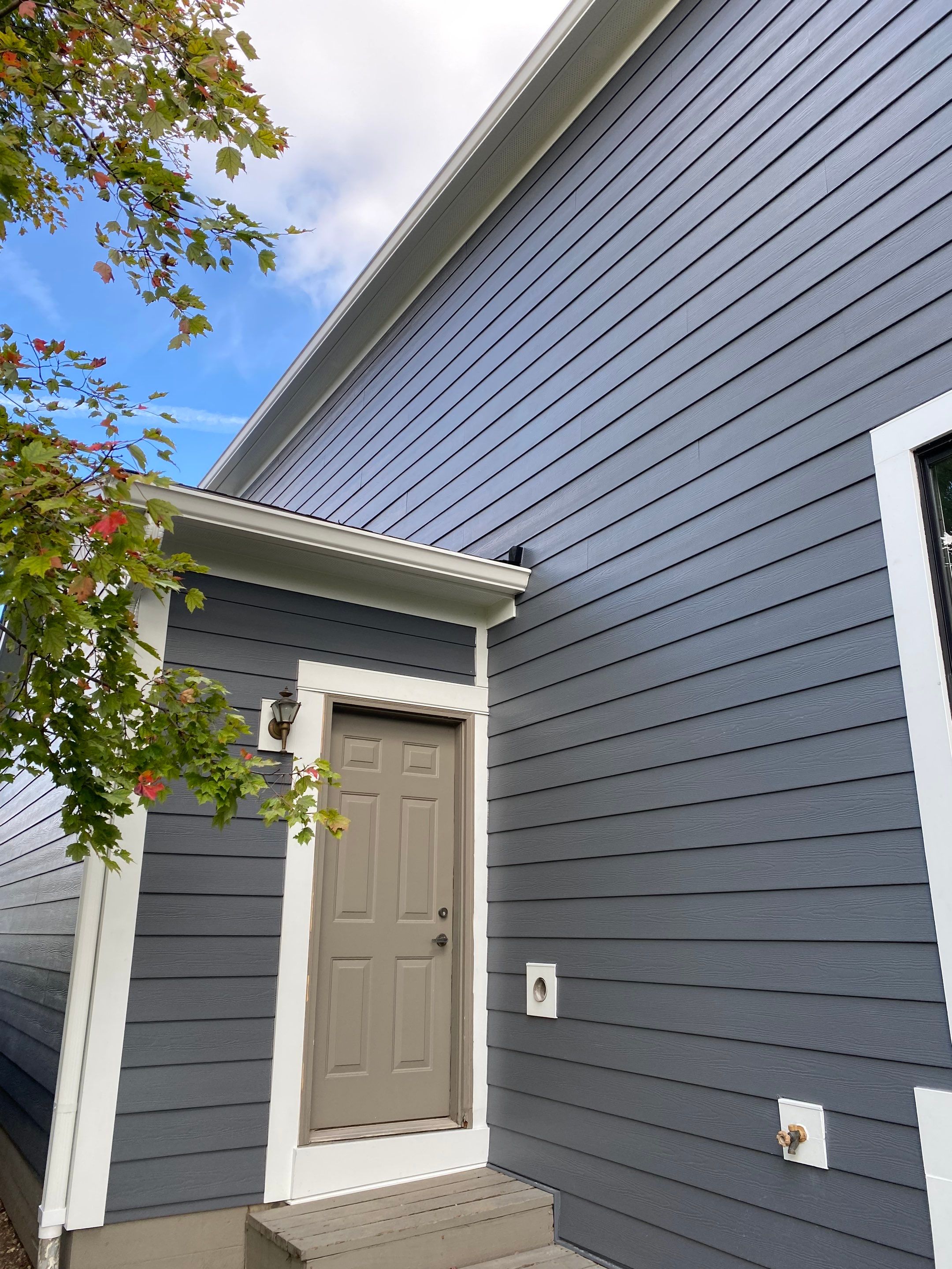 Siding Installation using James Hardie Fiber Cement Lap Siding by Best Exteriors Inc