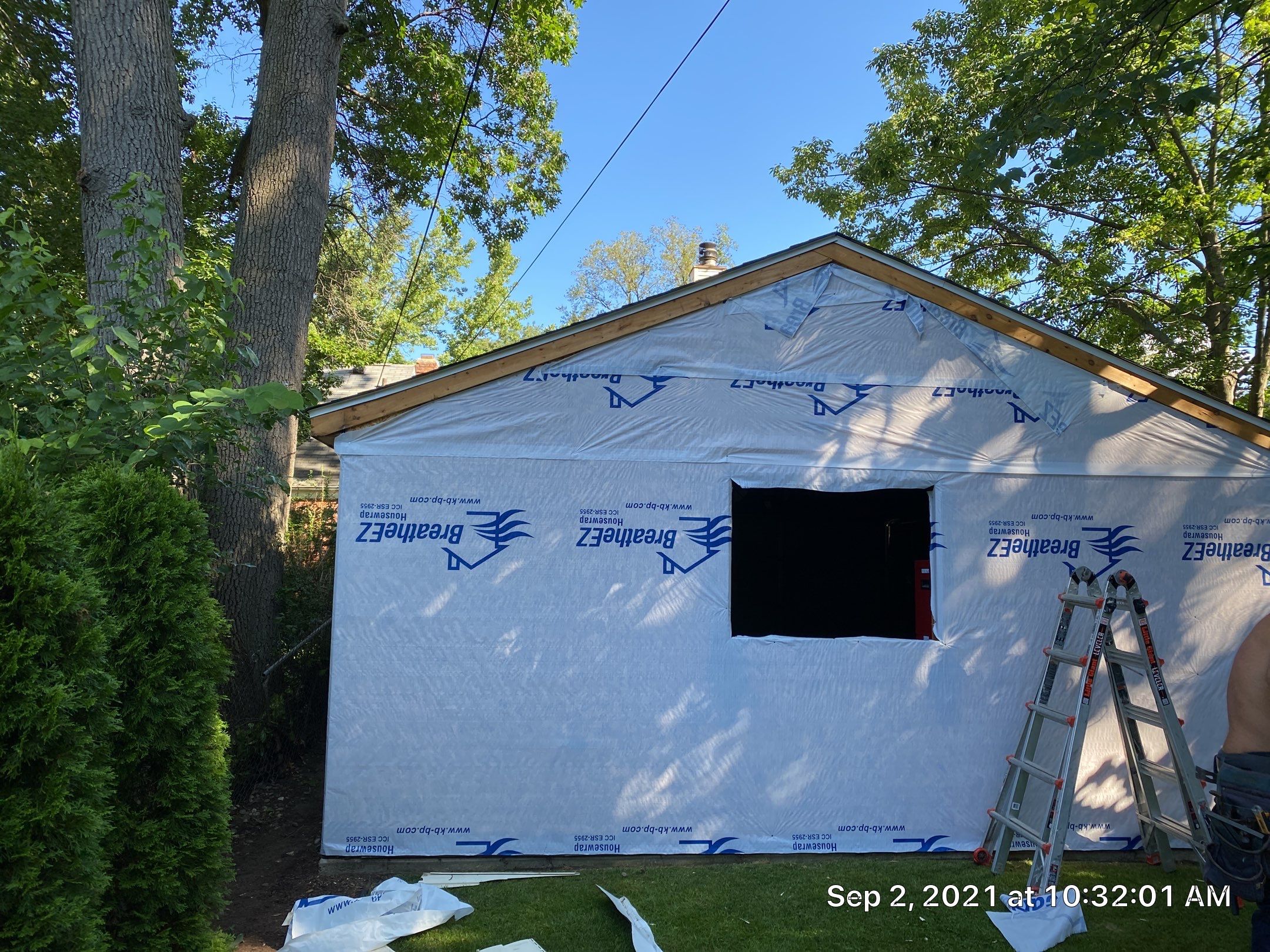 Siding Replacement using CertainTeed Restoration Classic D5 by 180 Contractors