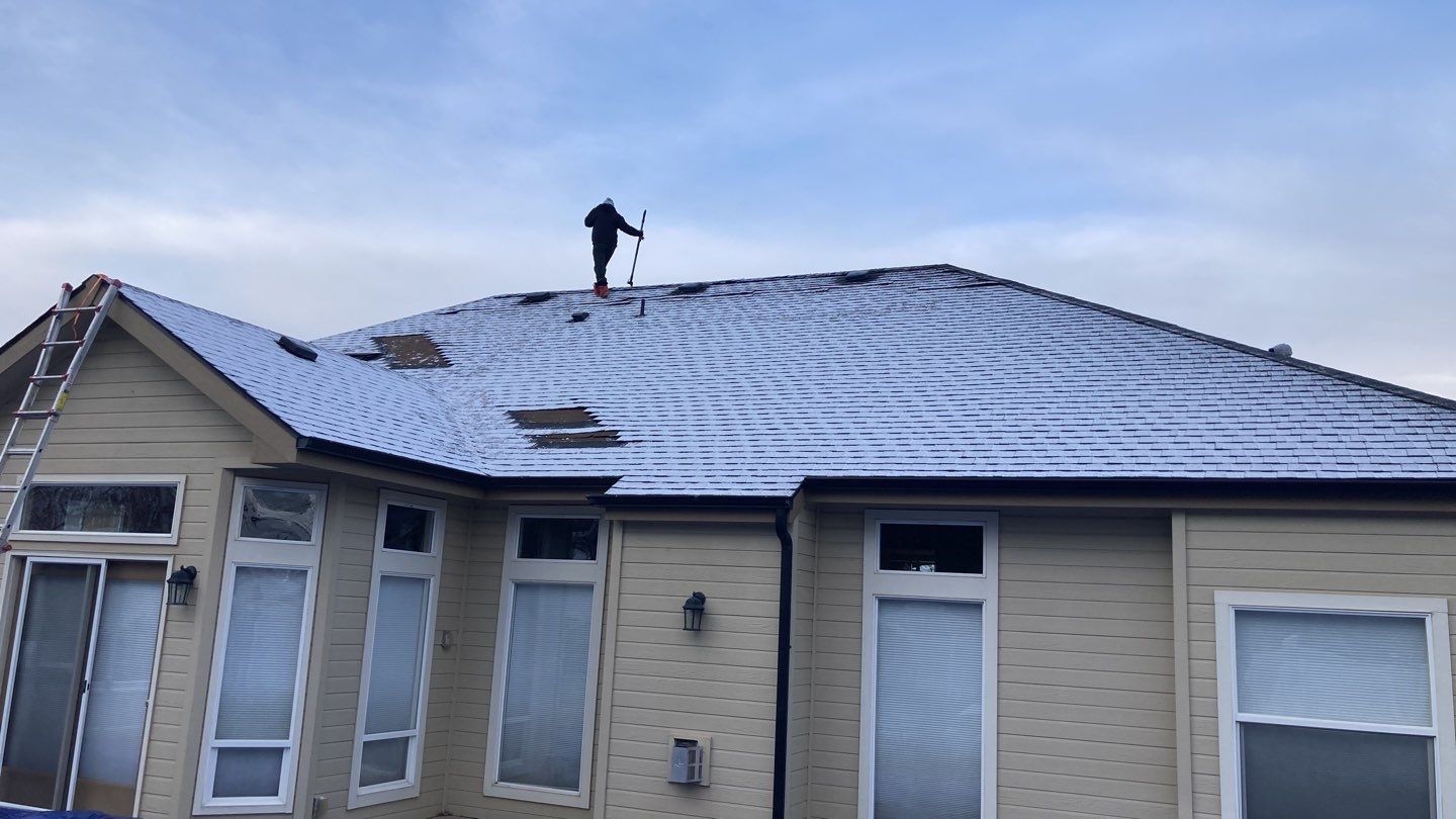 Beautifully maintained two story home with Duration Onyx Black located in Meridian by ID Roofing LLC