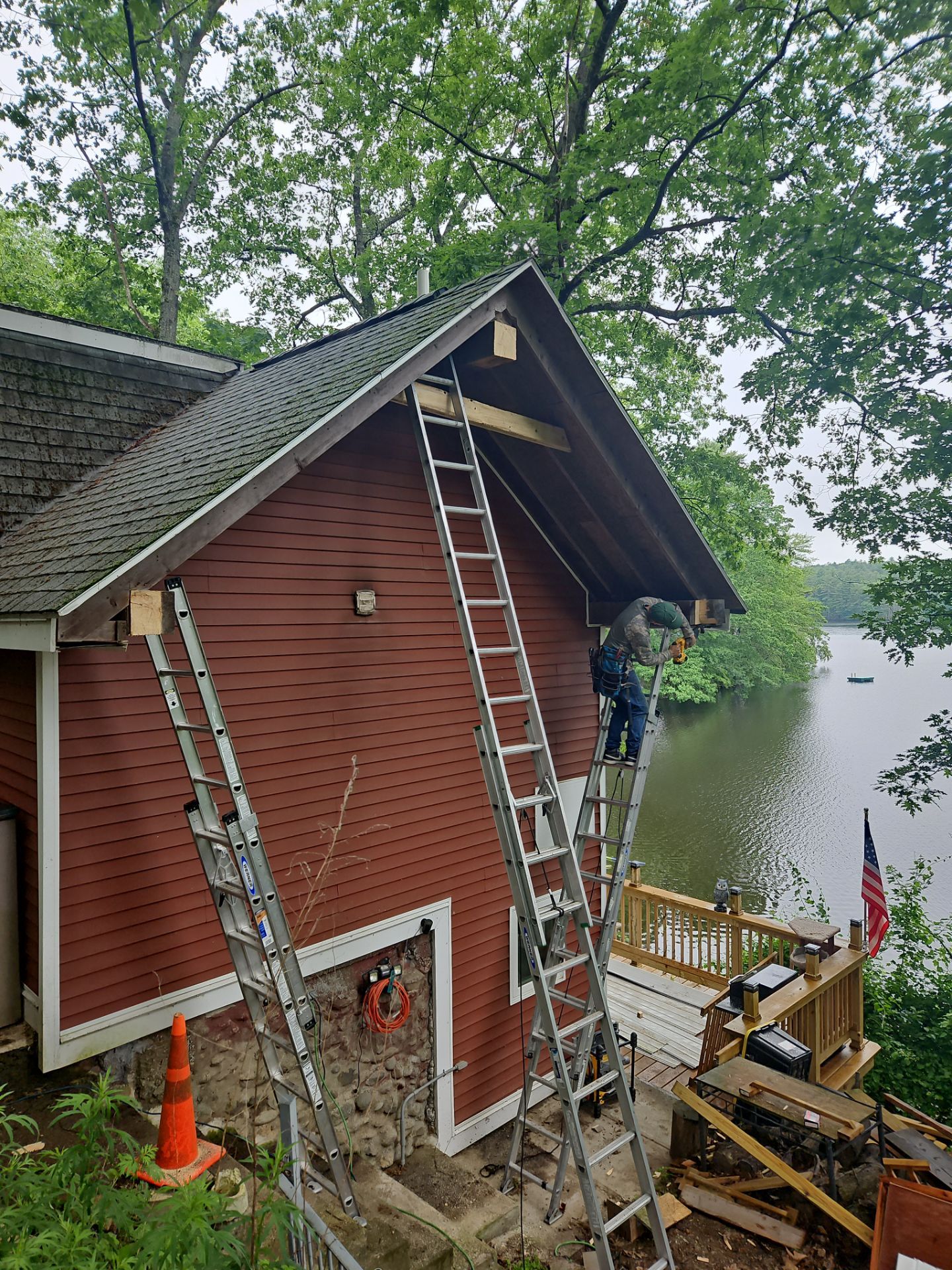 Leak Repair & Roof Wash – Groton, MA by Mighty Dog Roofing of Greater Middlesex County