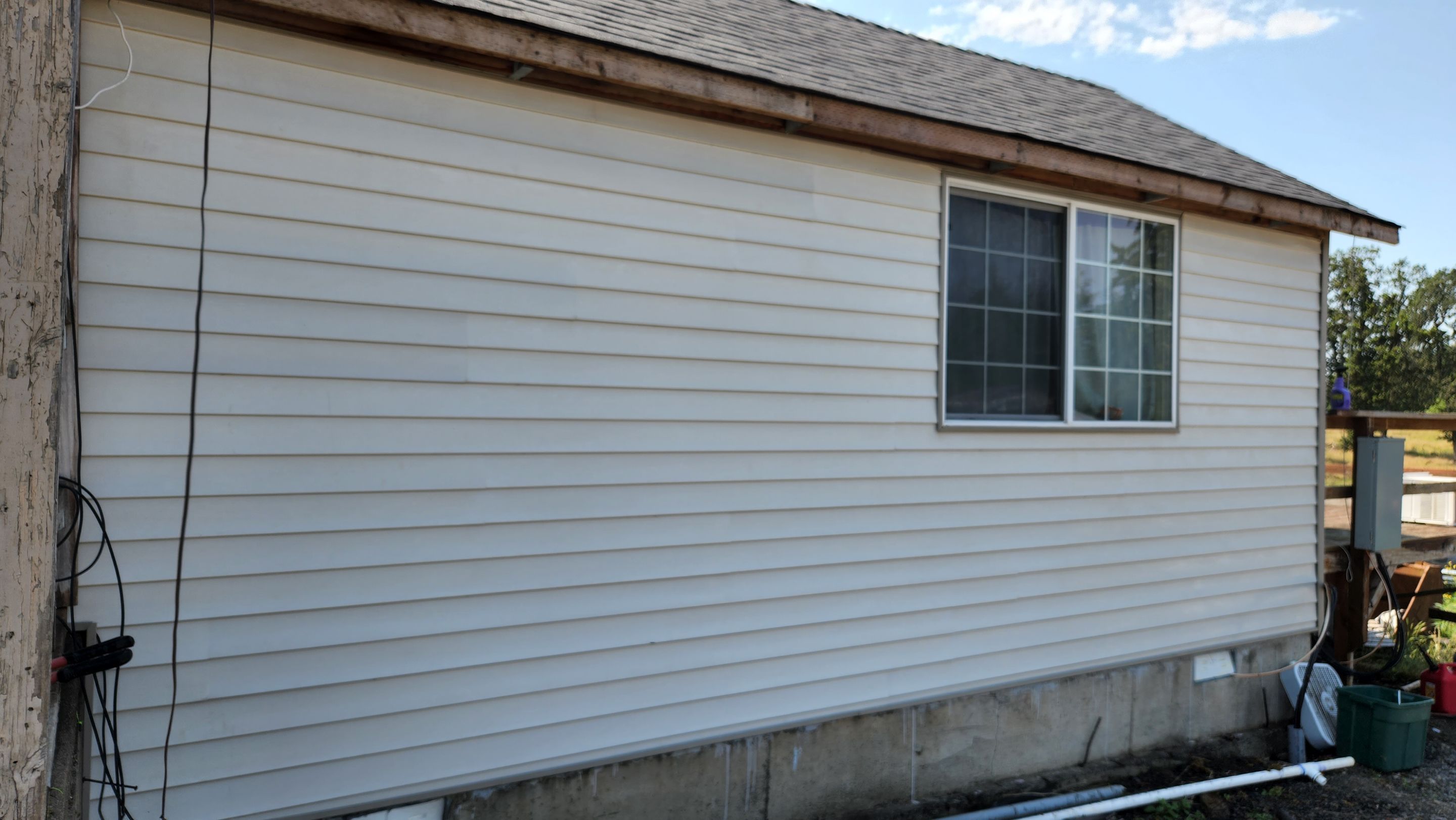 Black Mold Removal using Biocide by Willamette Outdoor Wash LLC