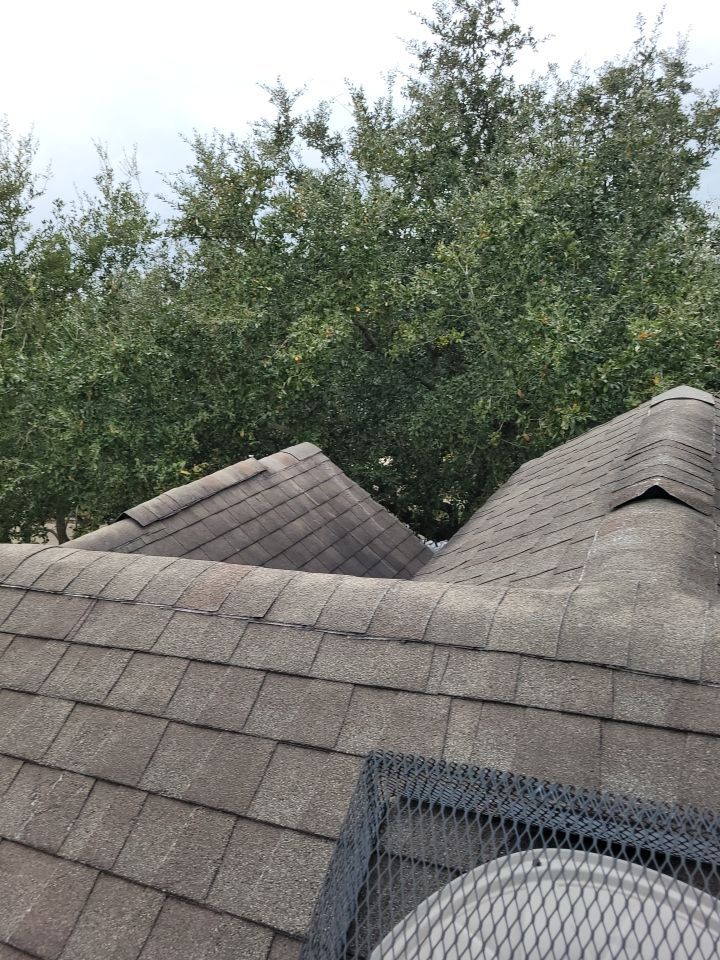 SureStart PLUS 4-STAR Warranty Fully covers materials, labor, tear-off and disposal expenses in years 1-50. by Roof Concepts Construction