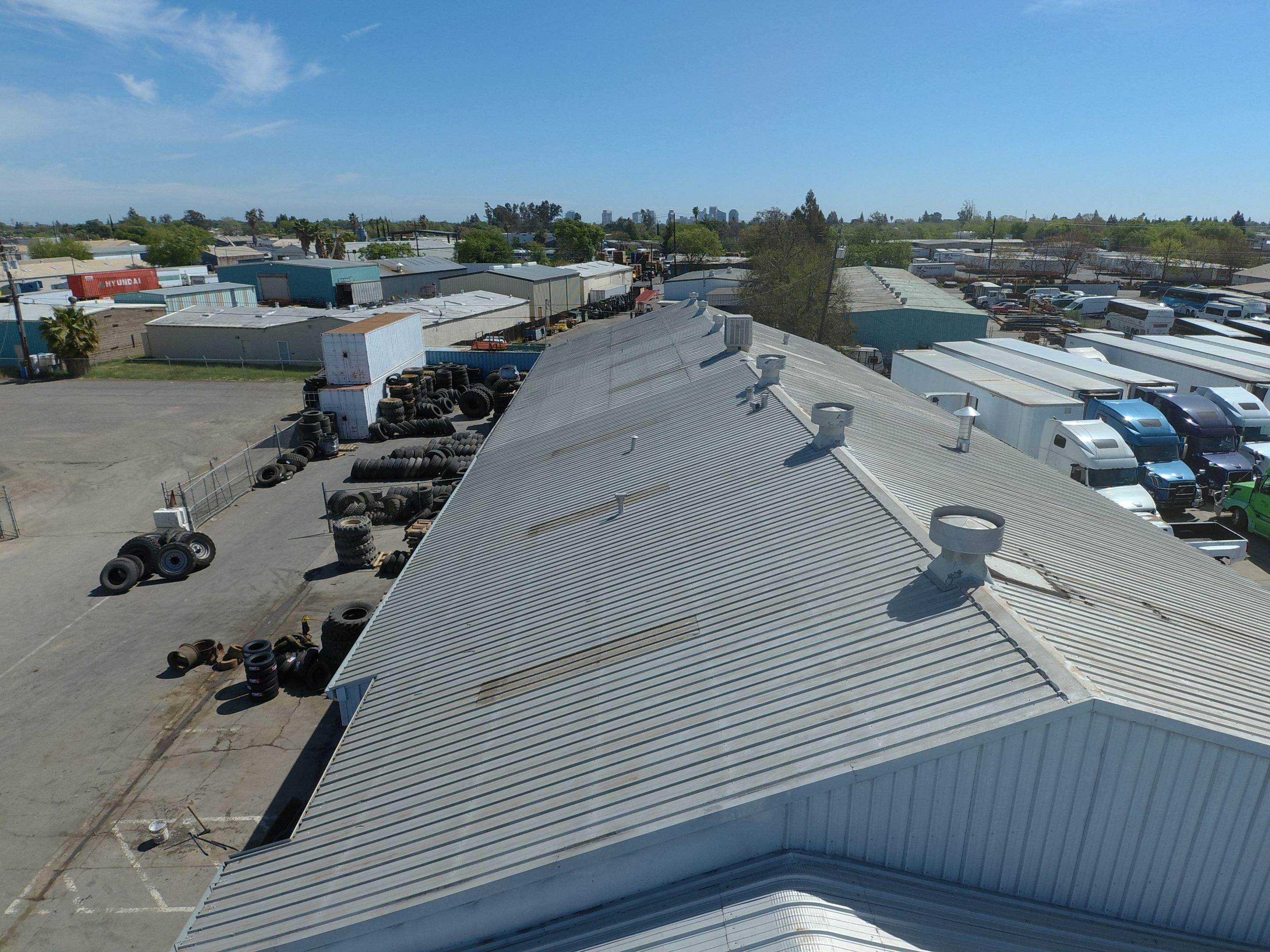 MR Roofing system using Conklin Benchmark/PUMA XL fabric and coating by Straight Edge Roofing Inc