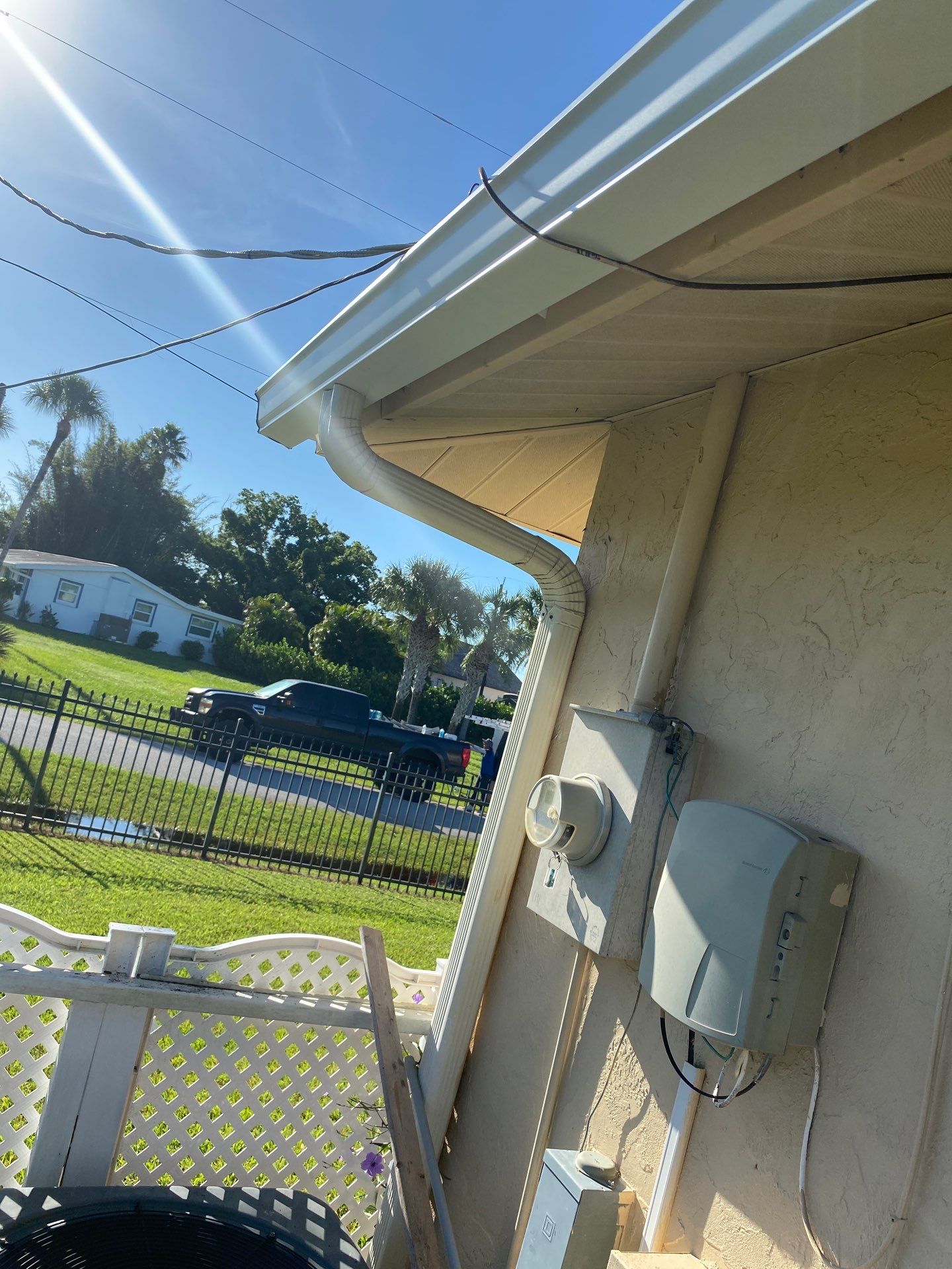 7-Inch Seamless Gutters for Heavy Rain Protection in Englewood FL by Gutter Professors