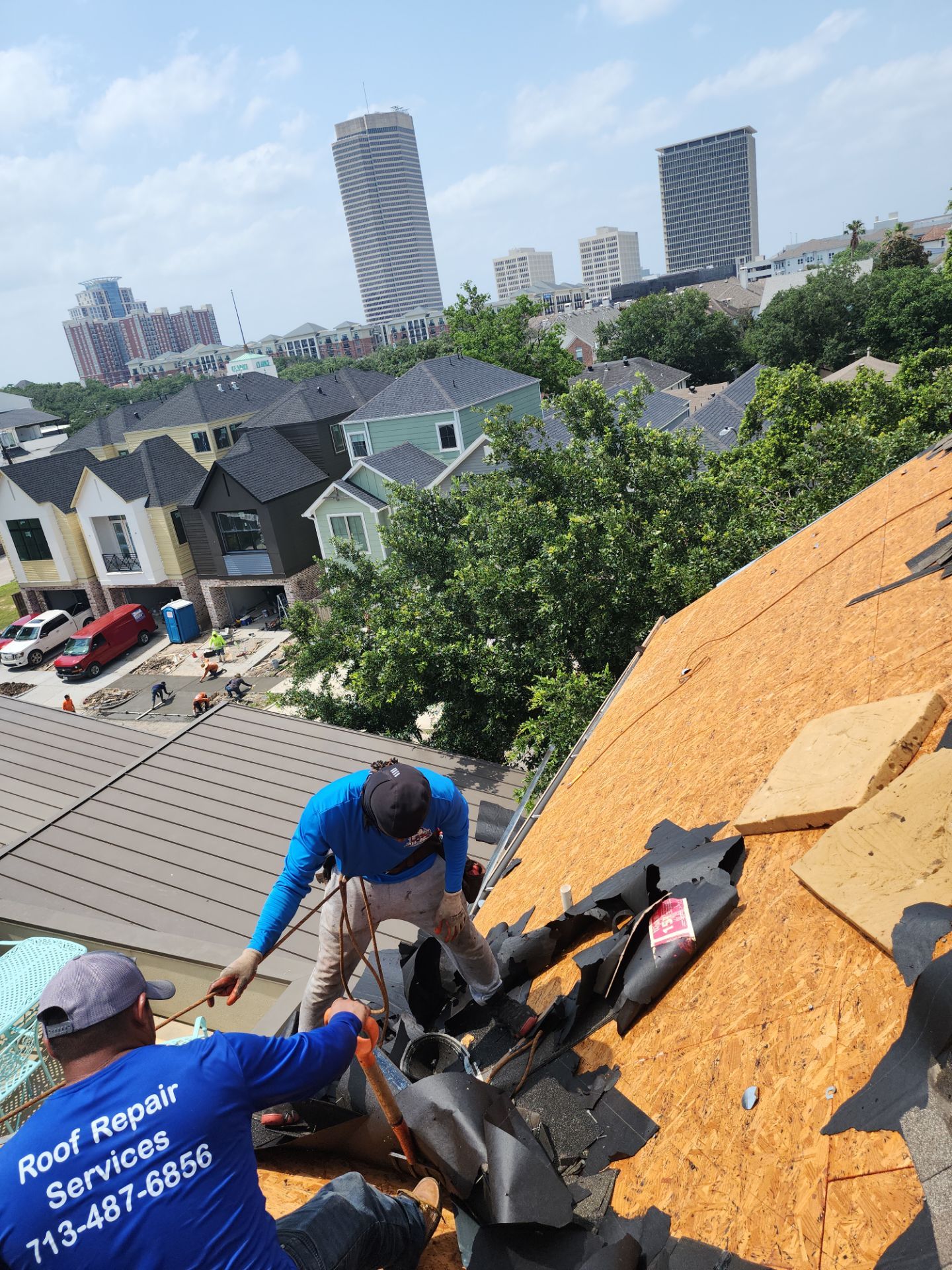 Residential Roofing Installation using Owen's Corning Duration (Lifetime) Shingles by Roof Repair Company