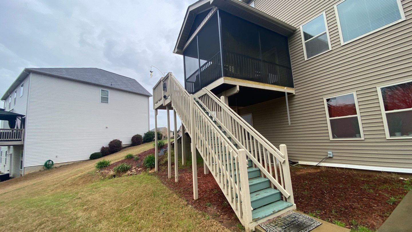 Weathered Deck using AcryFin by DuraSeal