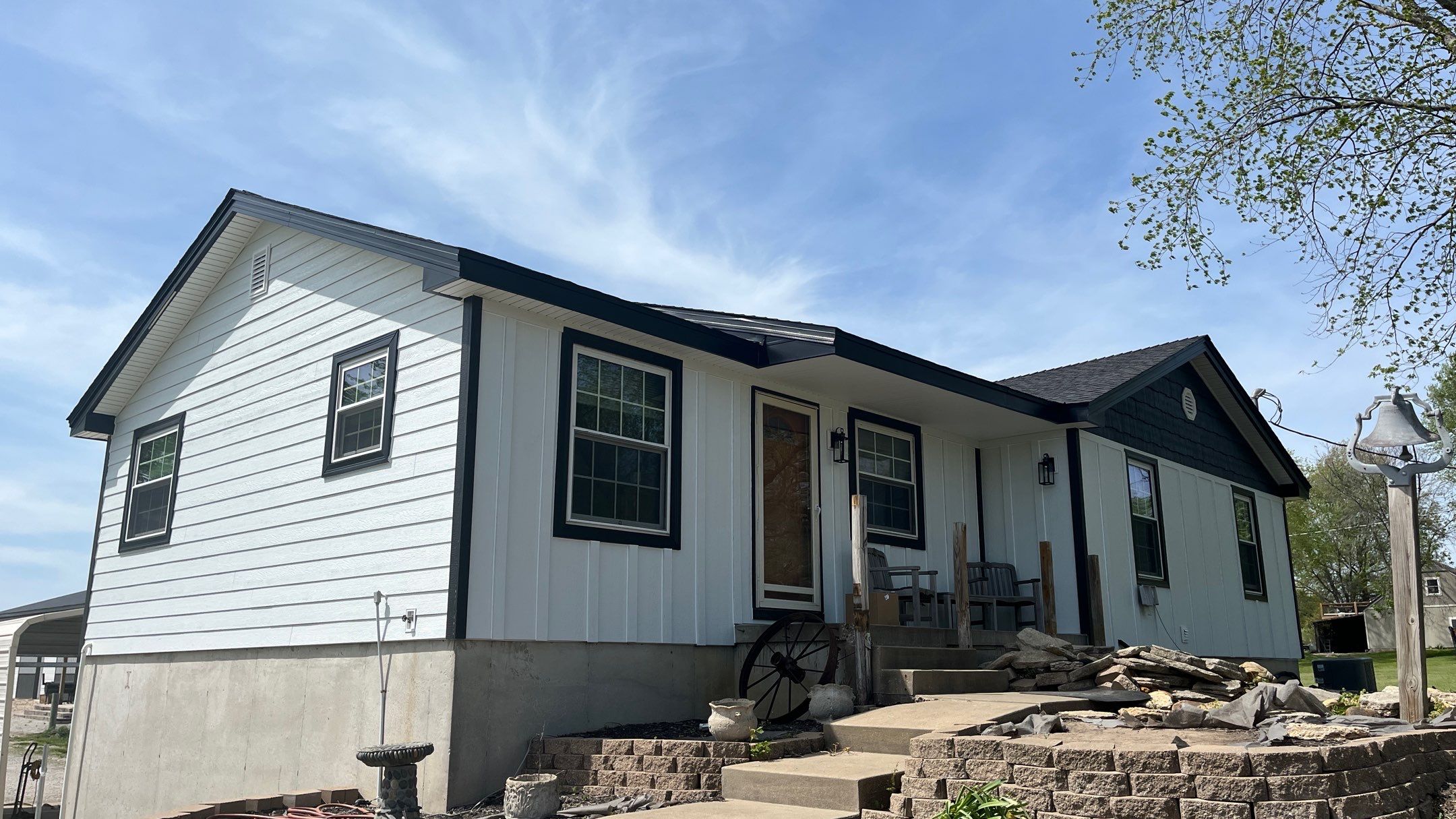 Modern Living by EEC  Windows, Siding & Roofing 