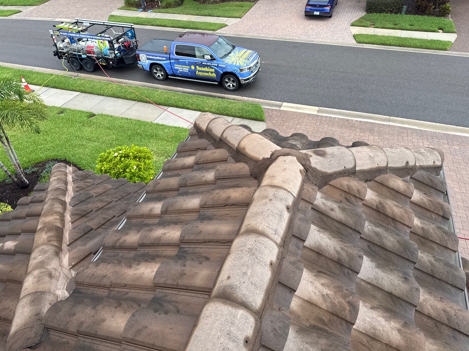 Concrete Tile Roof, Paver Driveway & Lanai Cleaning – Artisan Lakes Esplanade, Palmetto, FL by Sunshine AquaWash