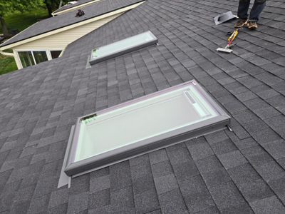 Atlas Pinnacle, Color, Black Shadow, Drip Edge, Color, Black