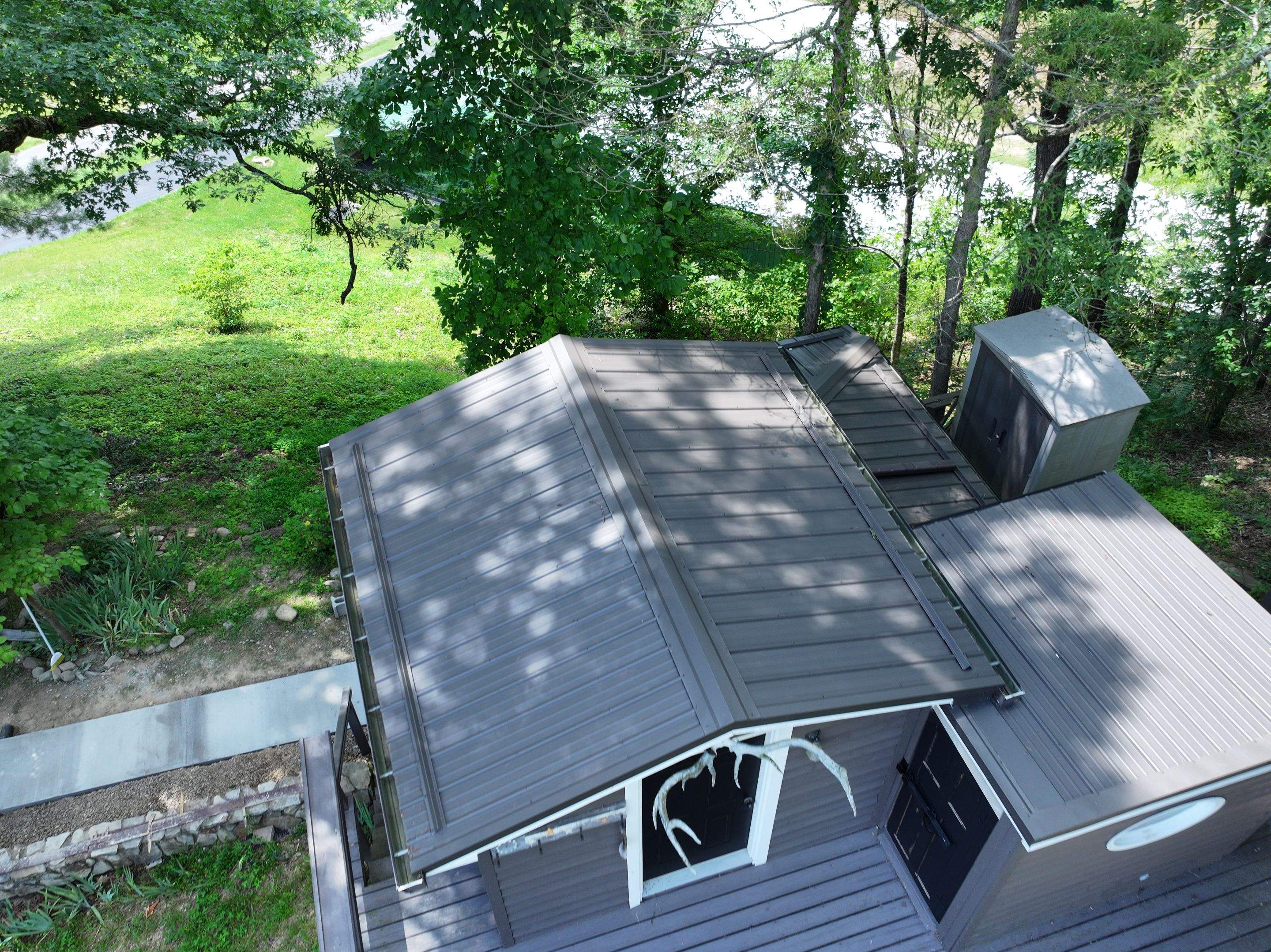 Rice Residence by Omnia Roofing