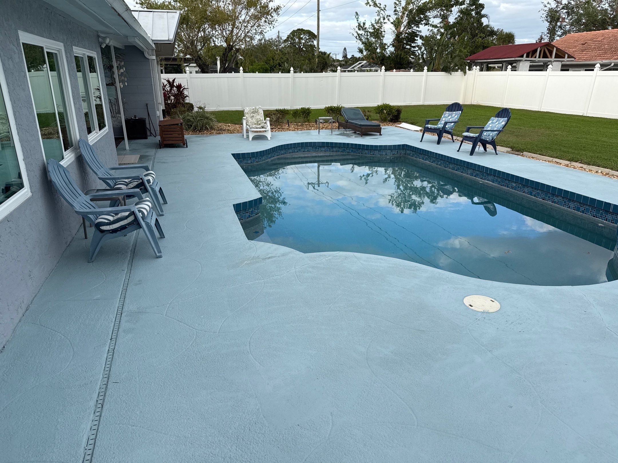 West Bradenton Pressure Washing and Rust Treatment by Sunshine AquaWash