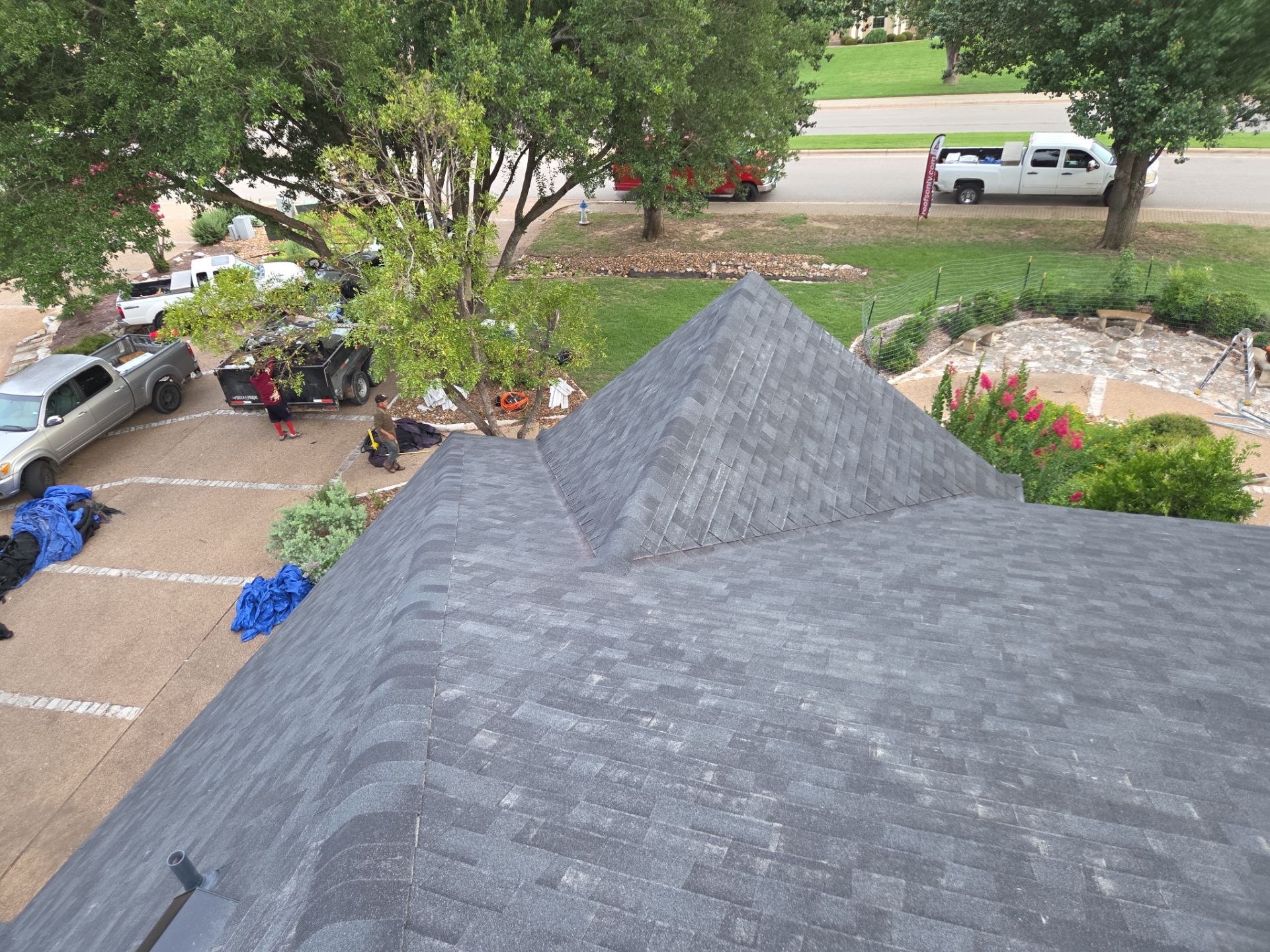 Brilliant Black - Malarkey Vista by RoofsOnly.com