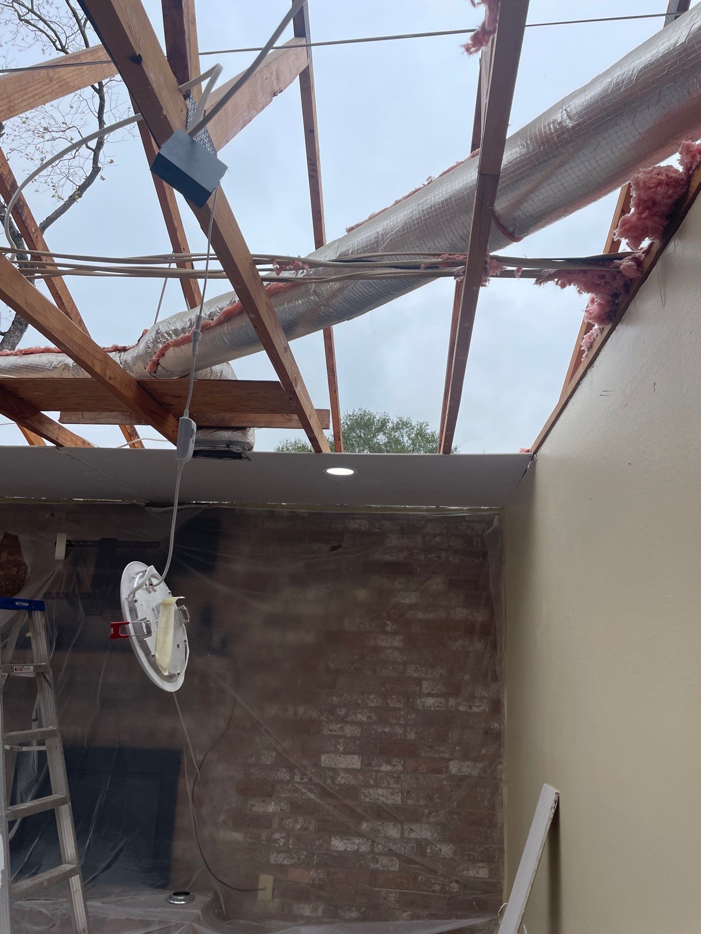 Roof Replacement Houston by Roof Repair Company