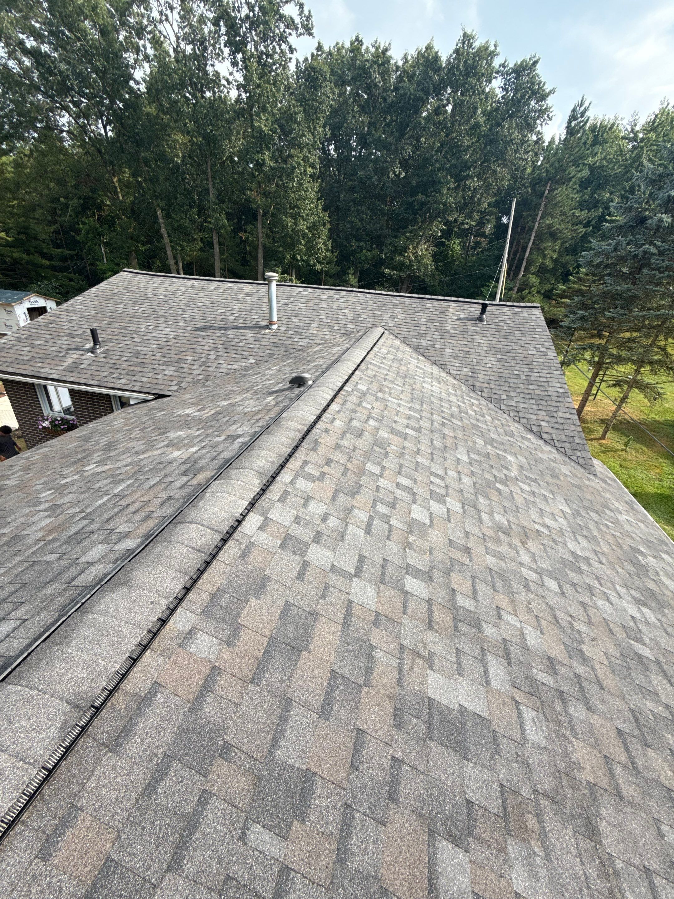 Roof Replacement using Owens Corning Williamsburg Grey by 180 Contractors