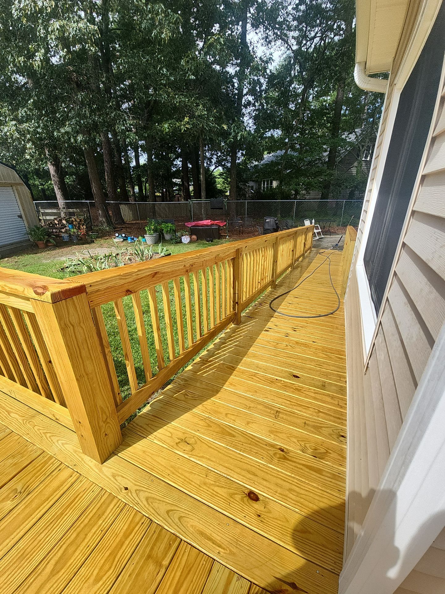 Wood Deck using Wood Sealant by DuraSeal