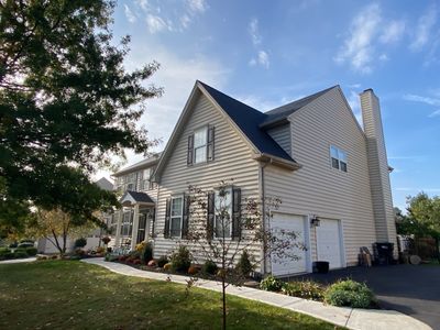 Roofing Installation using CertainTeed Landmark - Moire Black