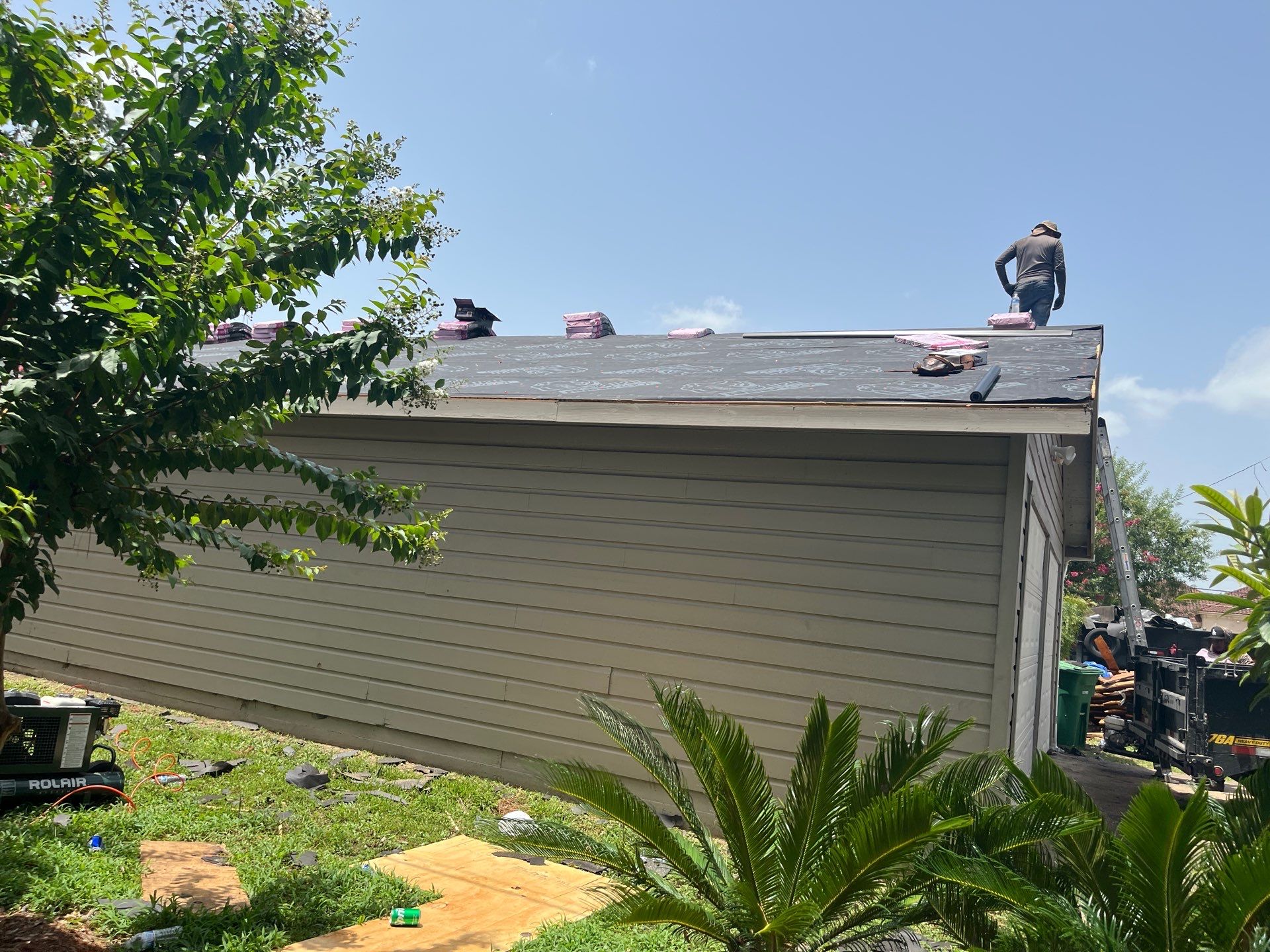 Residential Roofing Installation using Owen's Corning Duration (Lifetime) Shingles by Roof Repair Company
