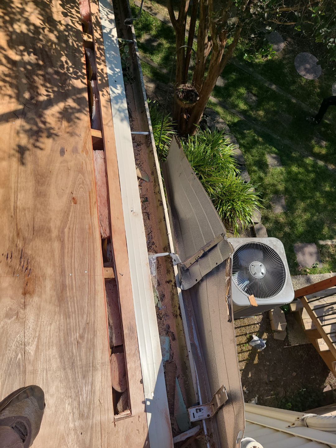 Vienna: Roof Replacement with CertainTeed Landmark Designer Shingles in Moire Black by RM Banning, Inc.