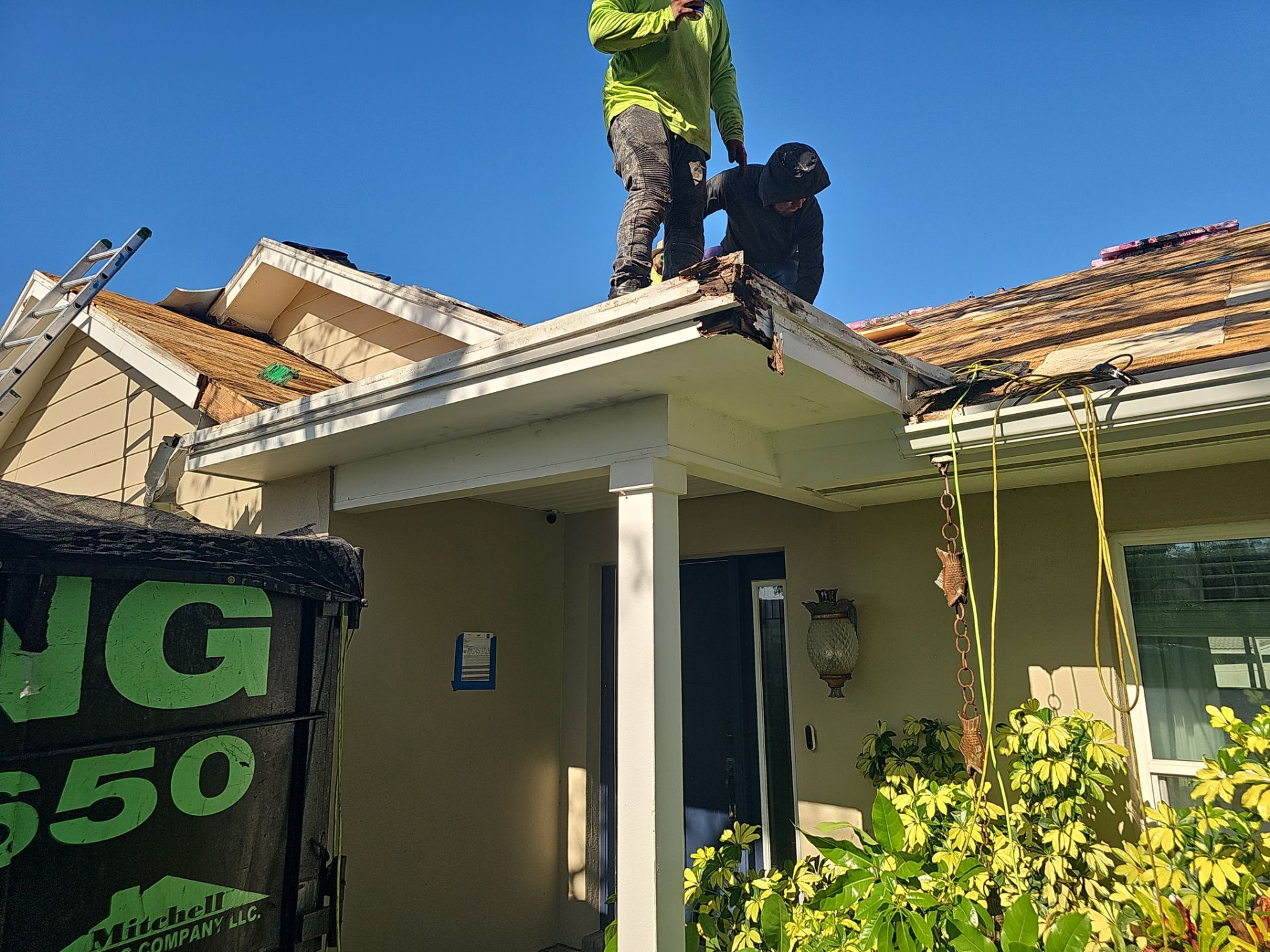 Project in Largo 33774 by Mitchell Roofing Company LLC 
