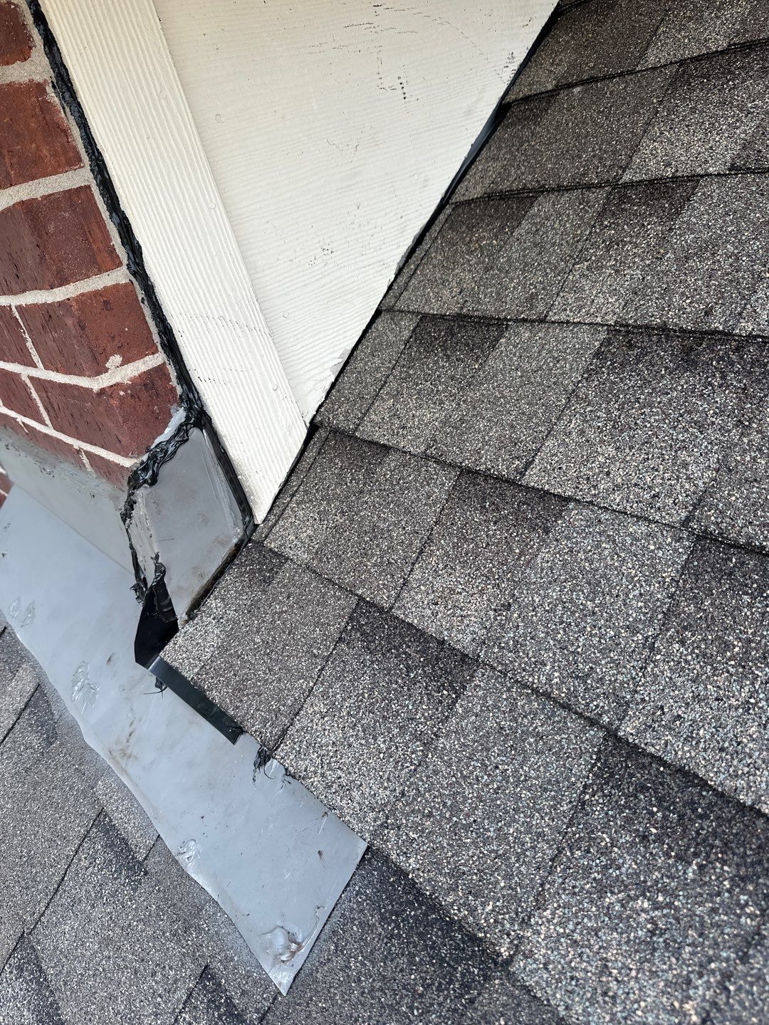 Hail Damage using Owen's Corning Duration (Lifetime) Shingles by Roof Repair Company