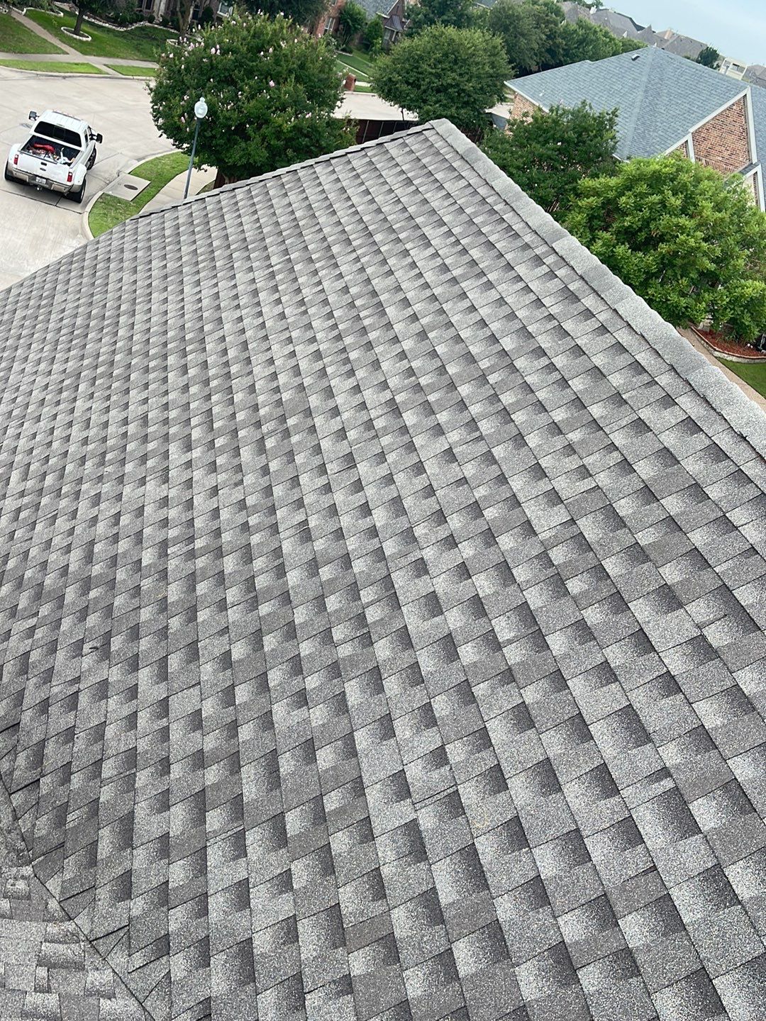 GAF HDZ - Weathered Wood by Elite Roofing LLC