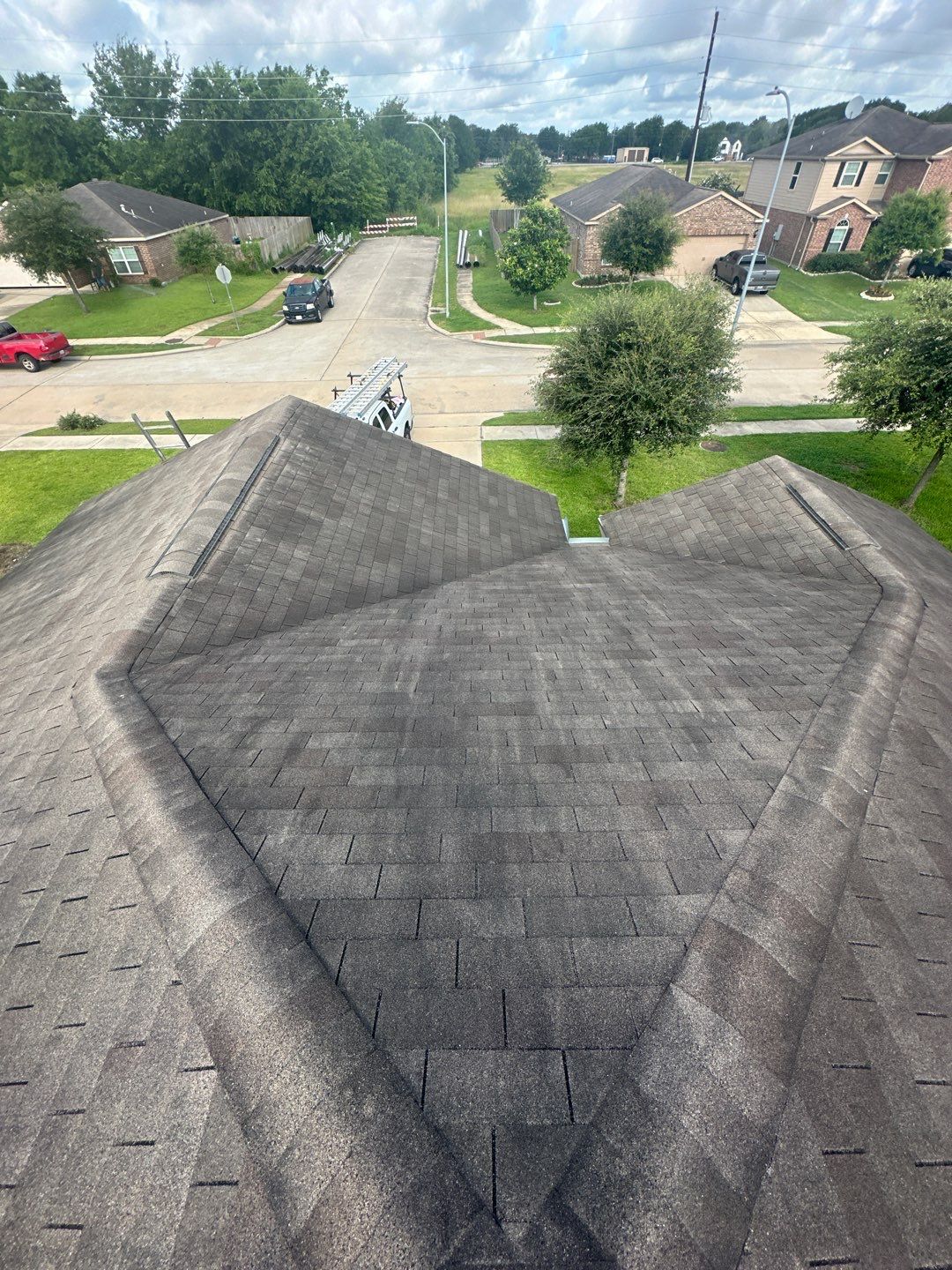 Residential Roofing Installation using Owen's Corning Duration (Lifetime) Shingles by Roof Repair Company