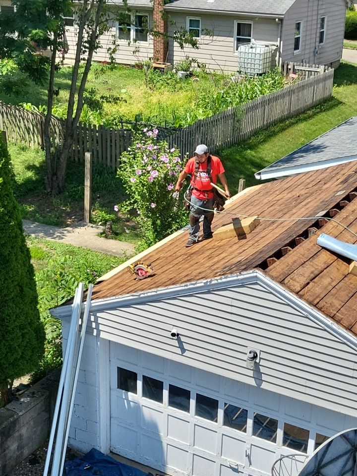 ATLAS PINNACLE COLOR: COASTAL GRANITE by Eagle Eye Roofing