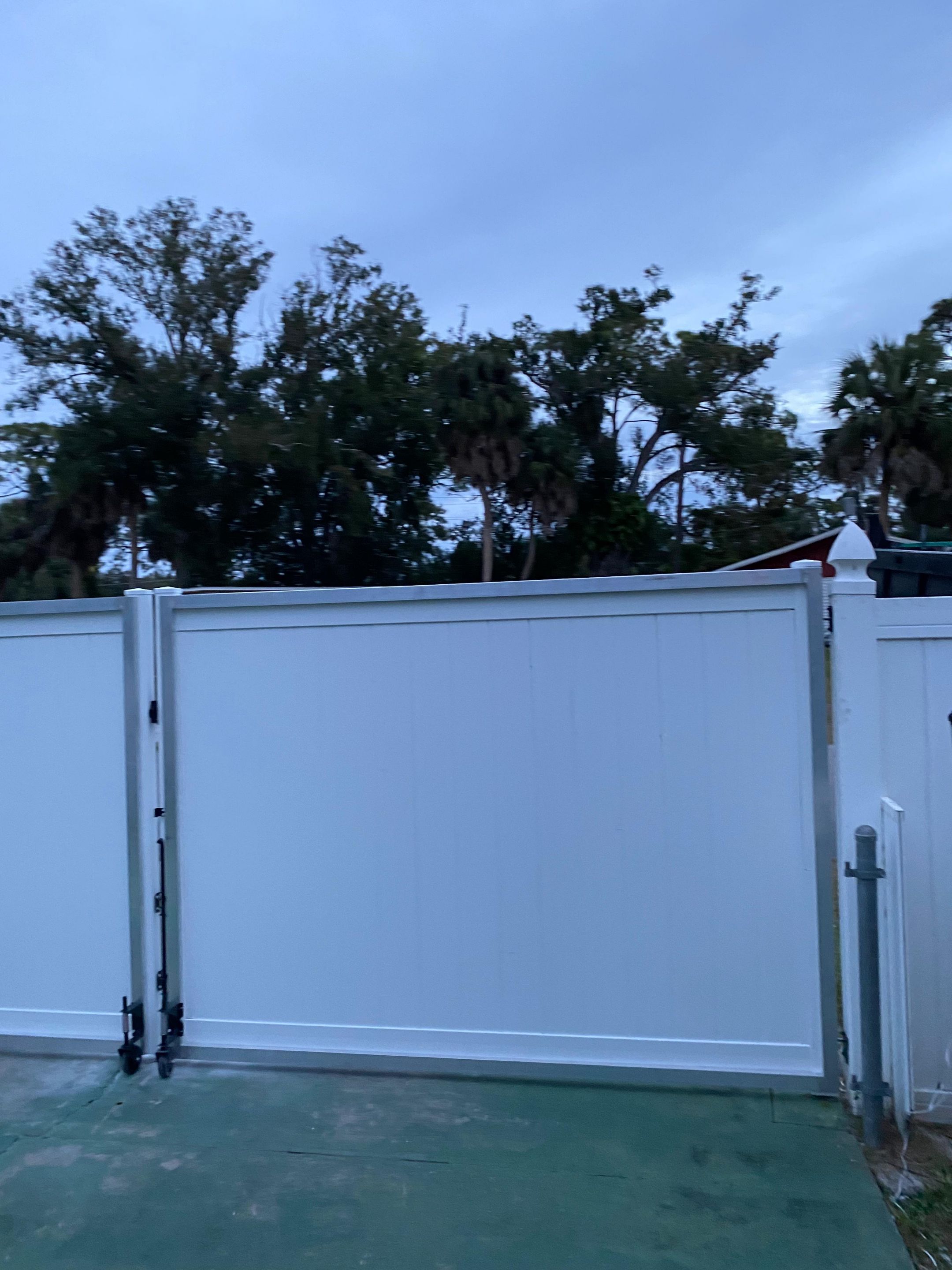 Vinyl Gate in Nokomis by True Fence LLC