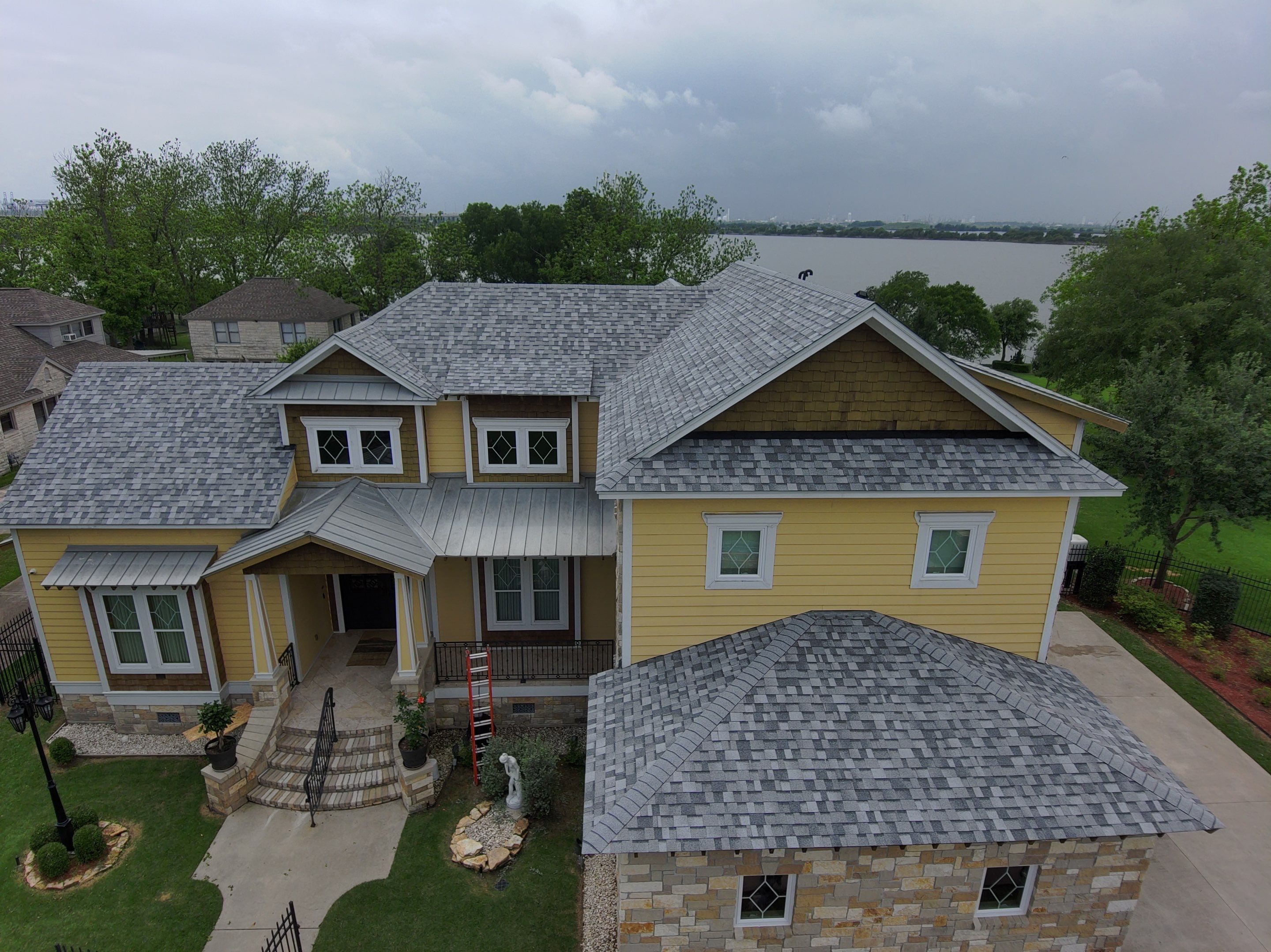 Residential Roofing Installation using Owen's Corning Duration (Lifetime) Shingles by Roof Repair Company