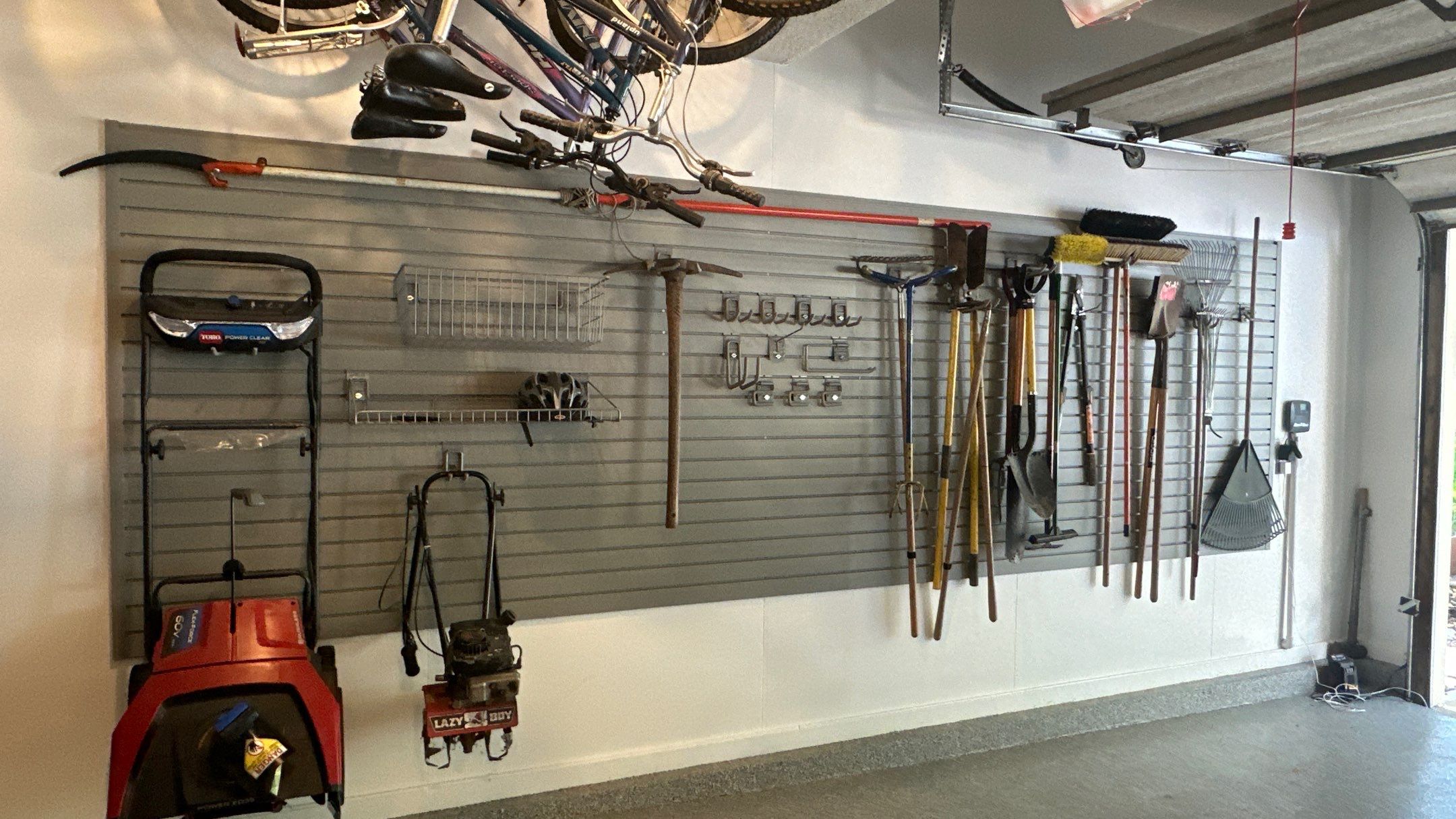 Steven S. upgraded his garage with amazing new cabinets by Banner Garage