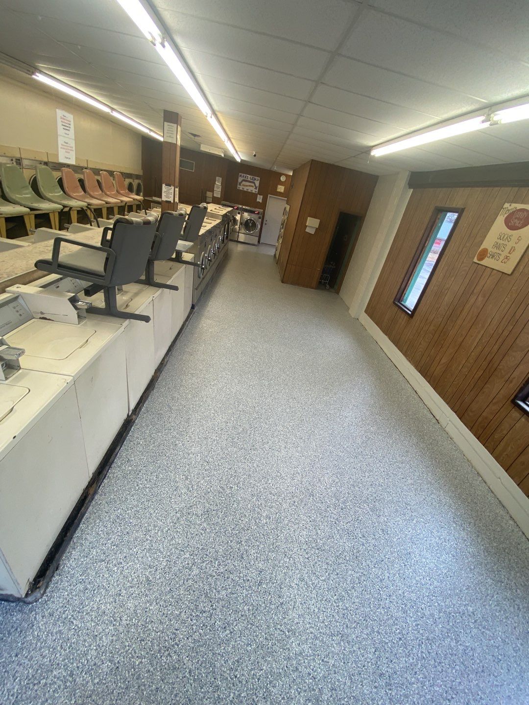 Laundromat Floor using Tidal Wave by Your1DayFloor.com
