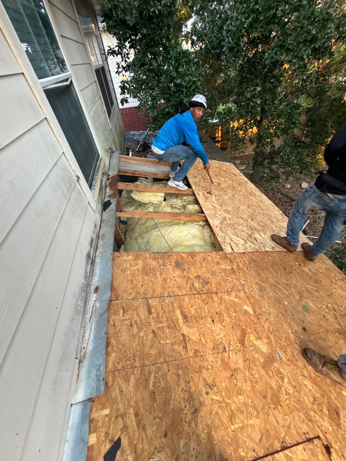 Residential Roofing Installation using Owen's Corning Duration (Lifetime) Shingles by Roof Repair Company