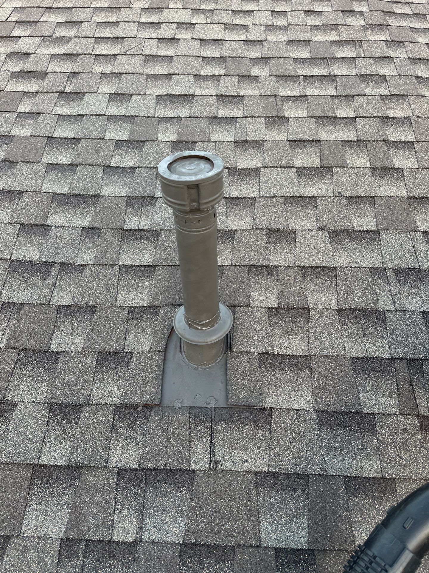 Gaf hdz weatherwood Pearland, Tx by Motion Roofing